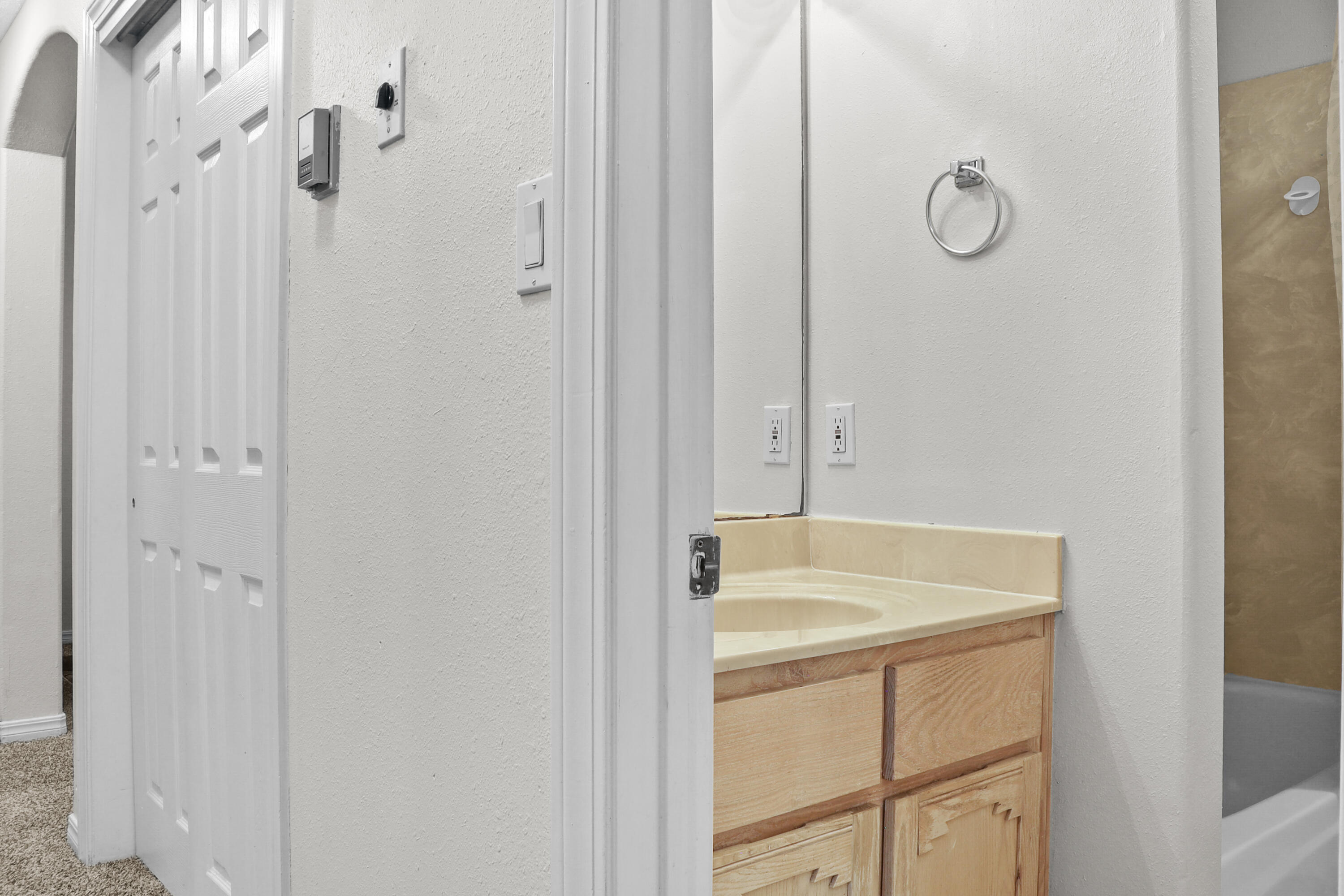 6535 TIERRA PRIETA Avenue NW