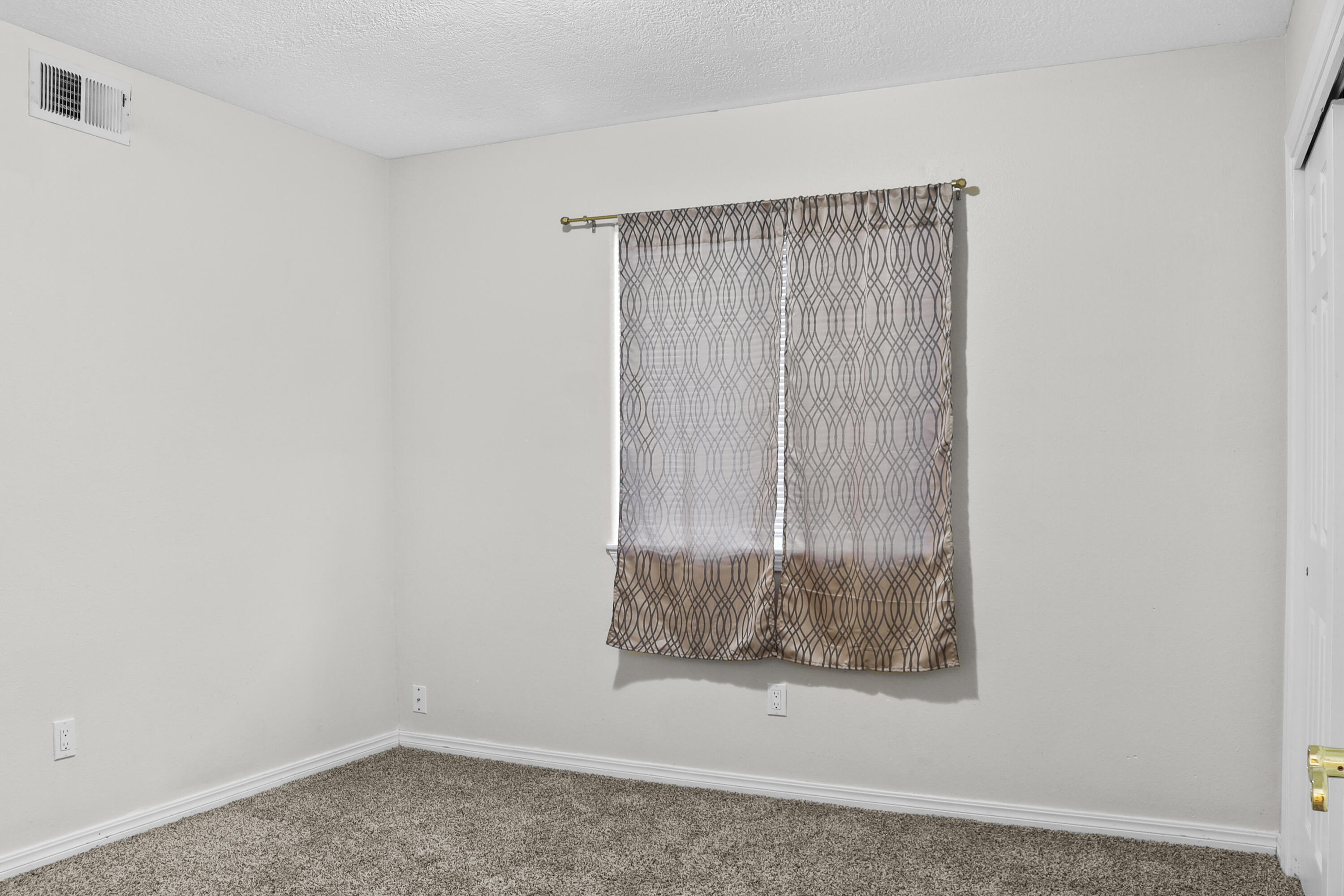 6535 TIERRA PRIETA Avenue NW