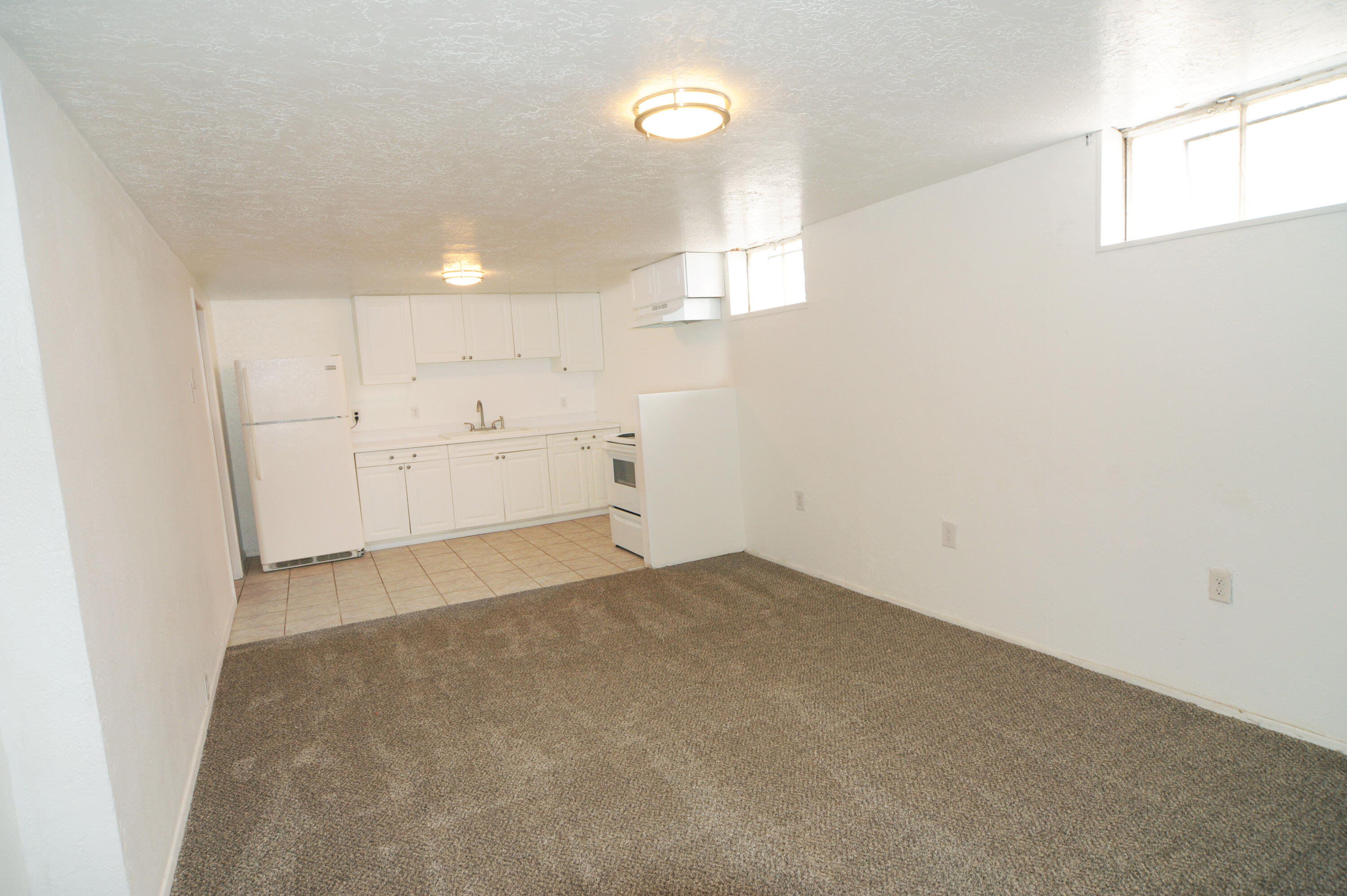 611 CARLISLE Boulevard SE