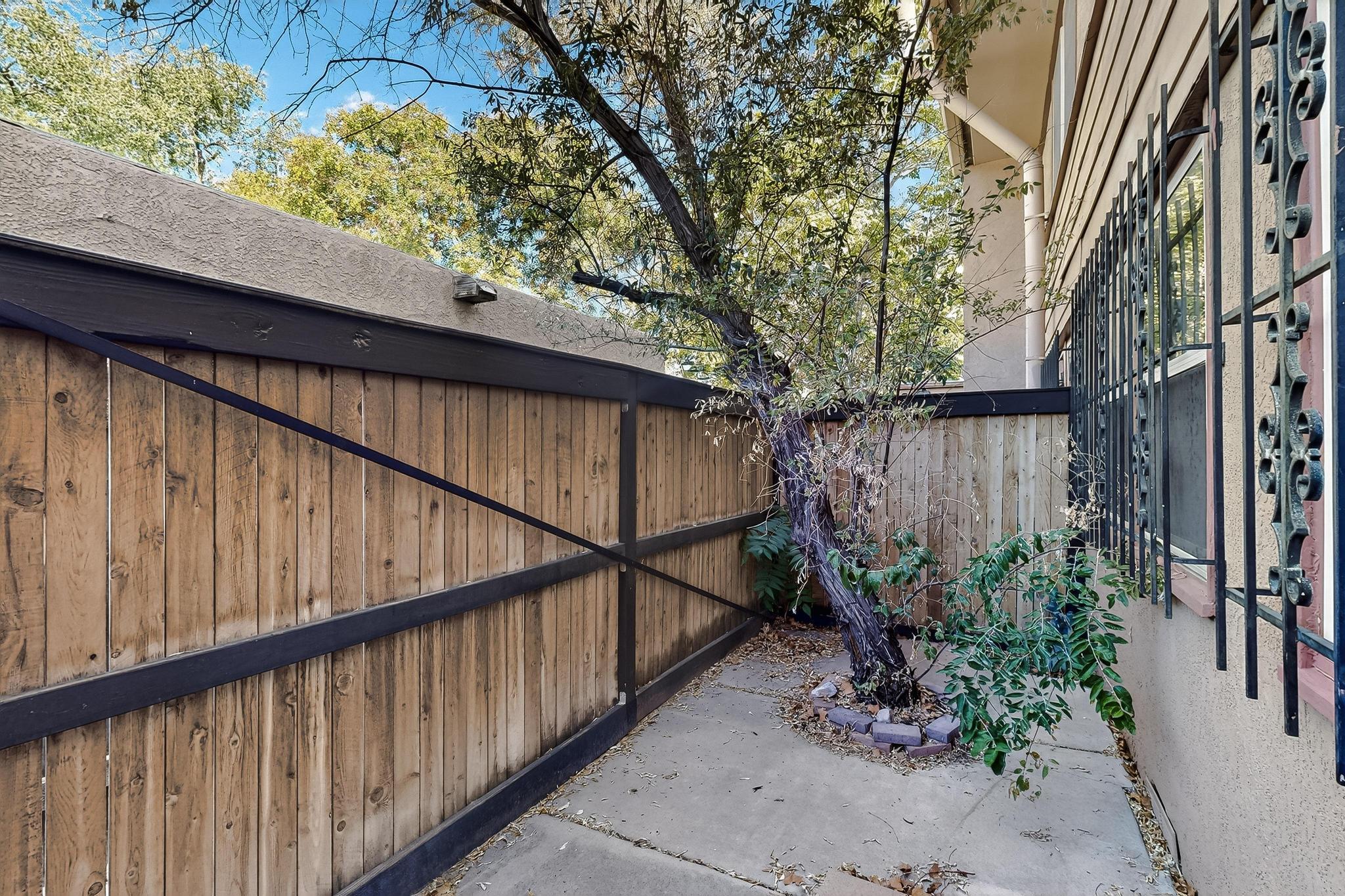 1405 SAN CARLOS Road SW 10