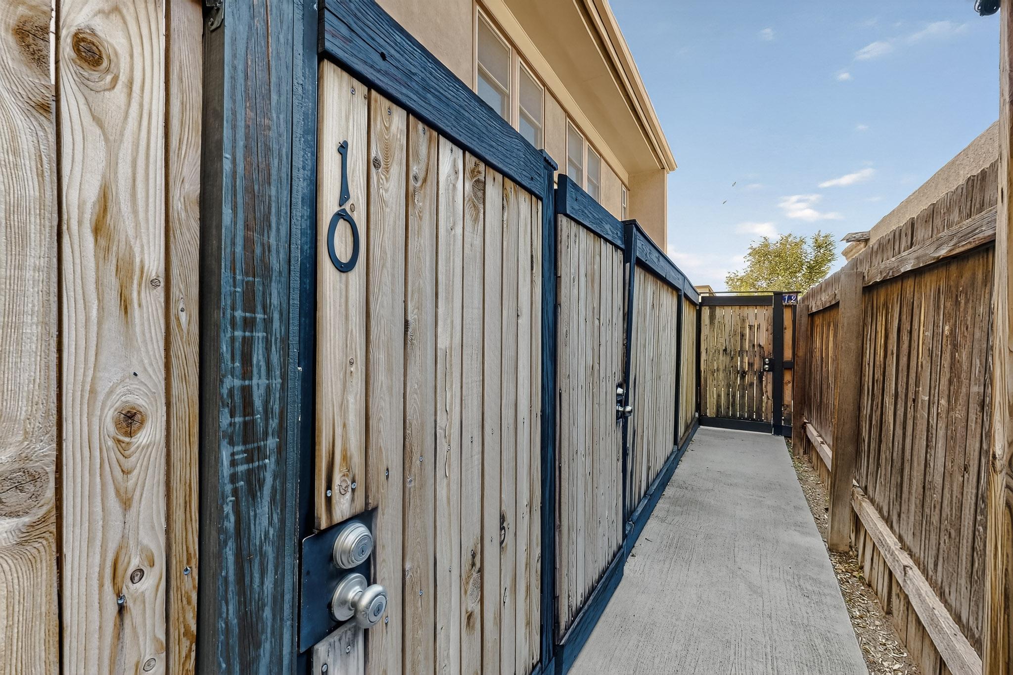 1405 SAN CARLOS Road SW 10