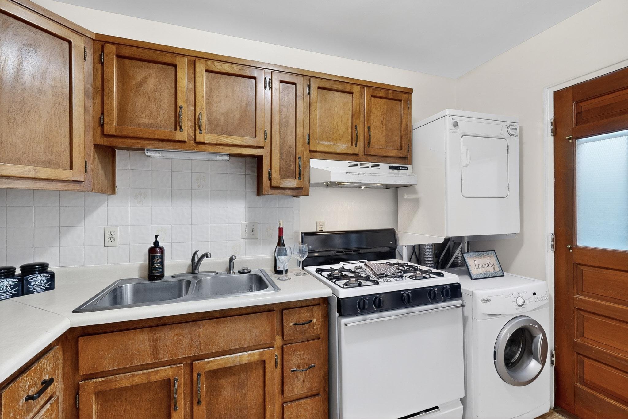 1405 SAN CARLOS Road SW 10