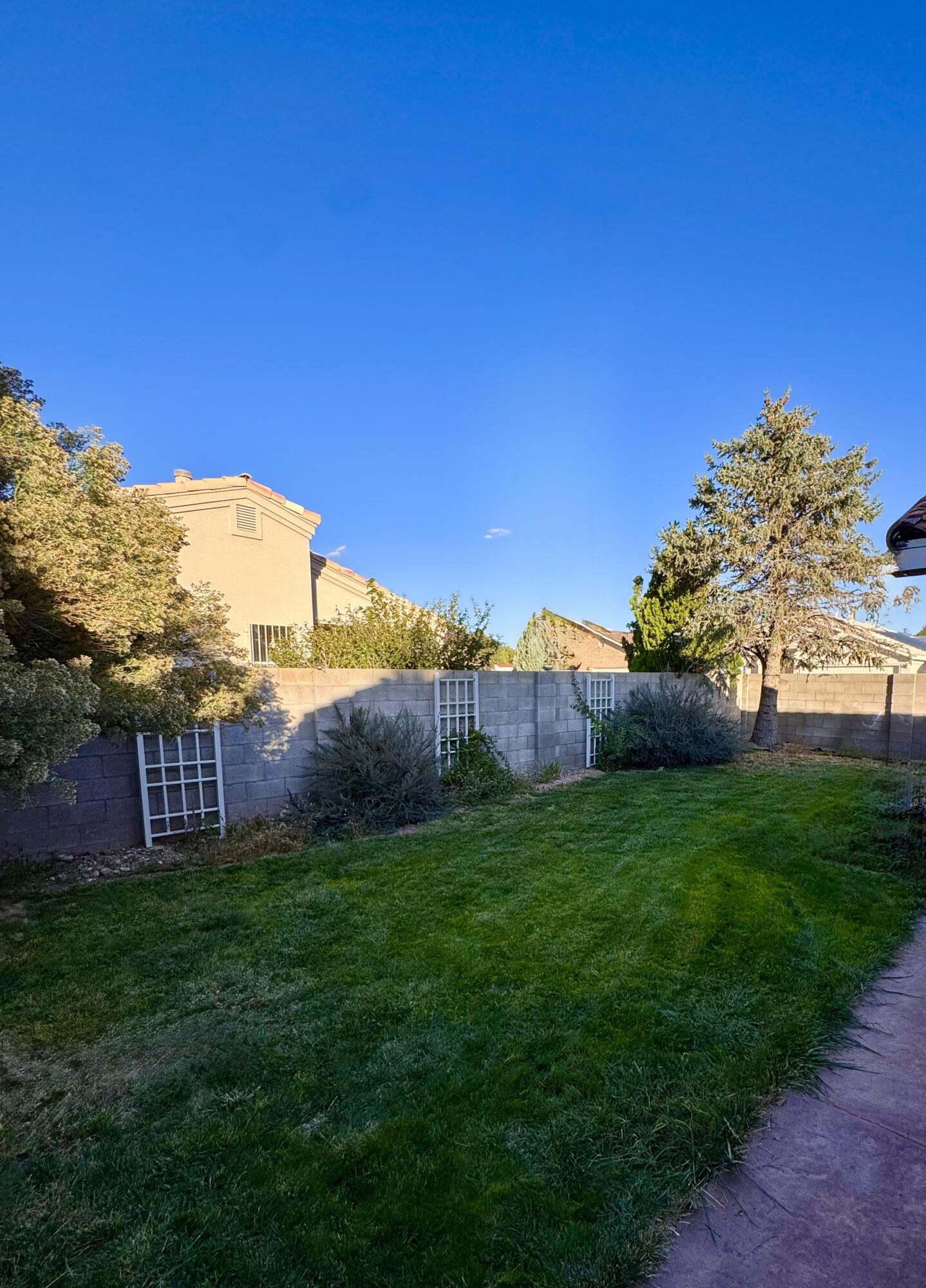 11227 HERMAN ROSER Avenue SE