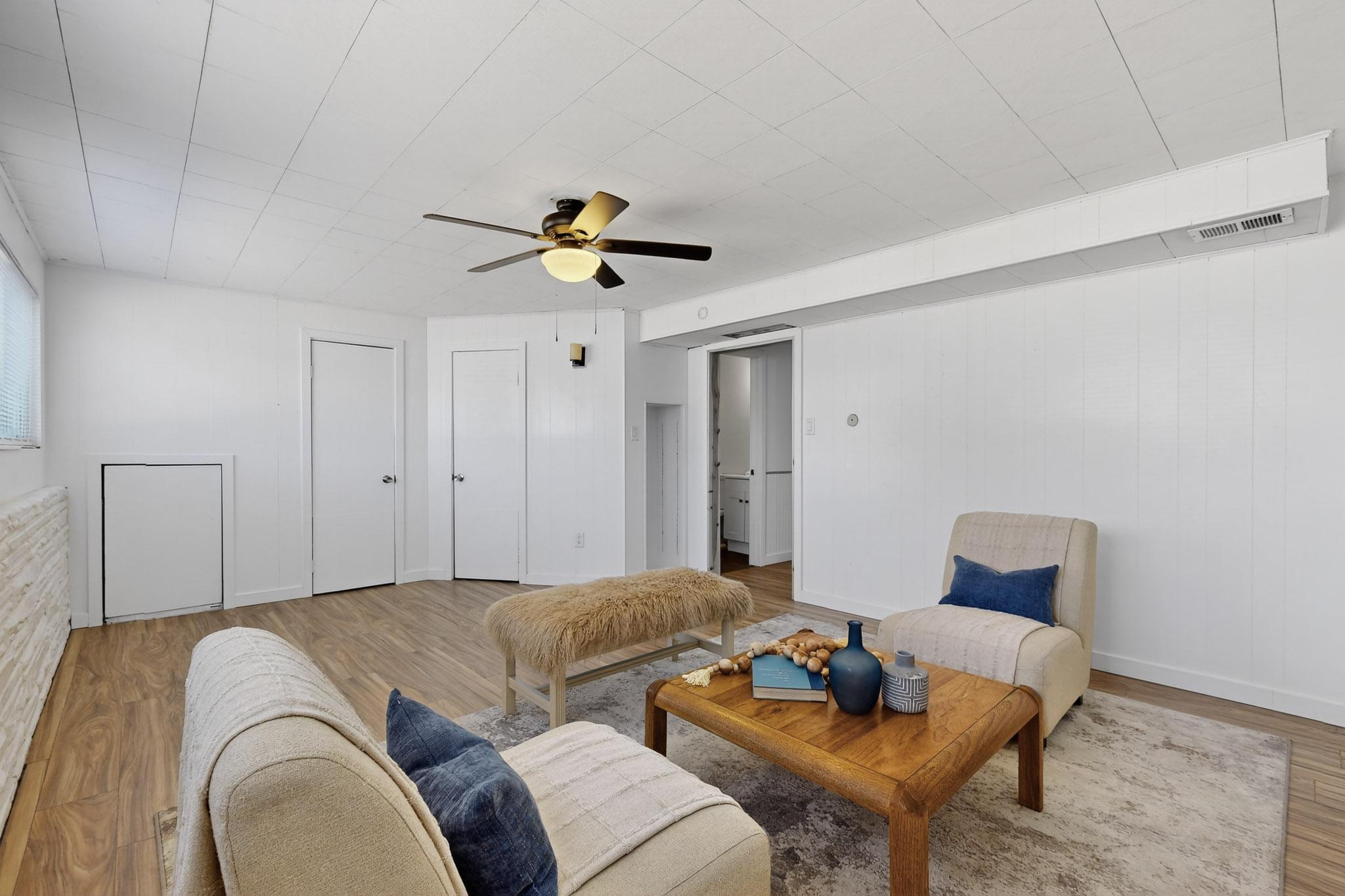 2904 June Street NE