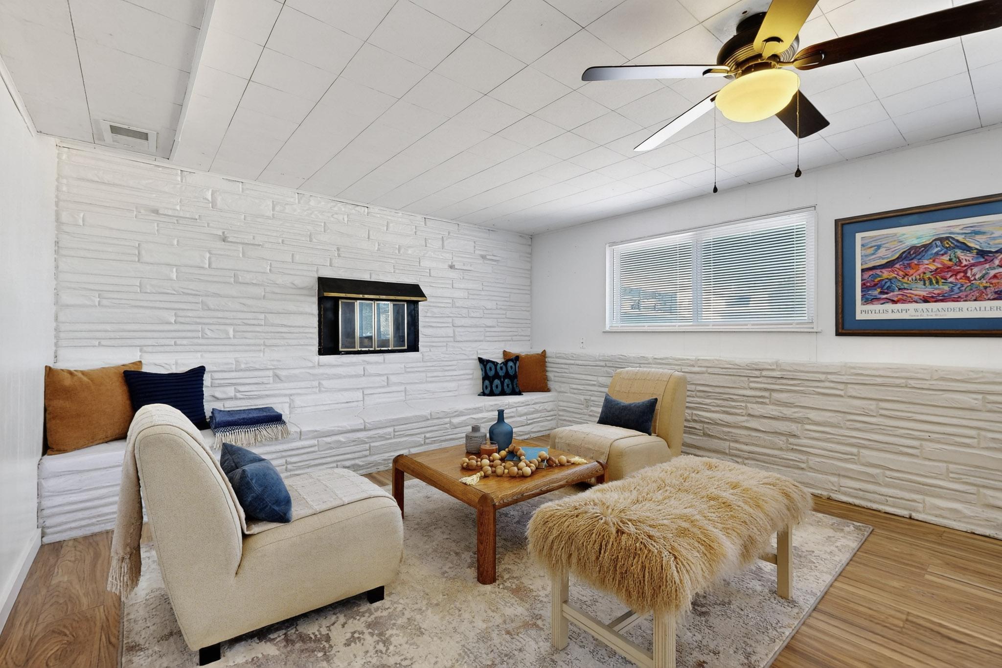 2904 June Street NE