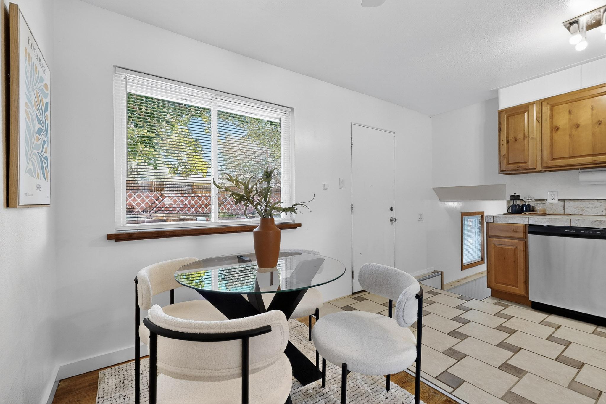 2904 June Street NE
