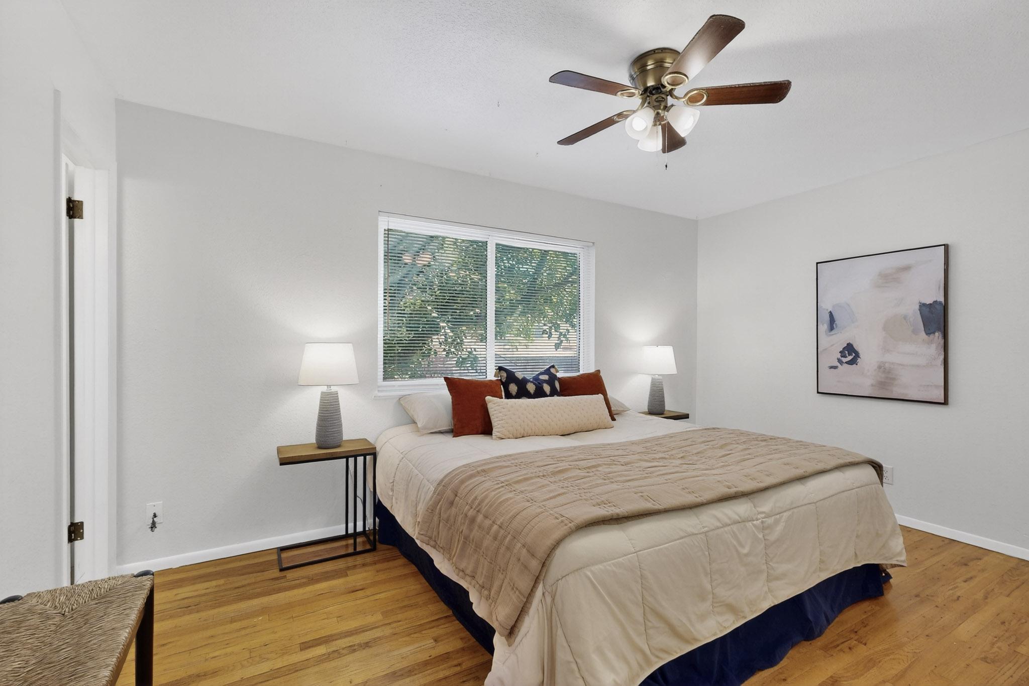 2904 June Street NE