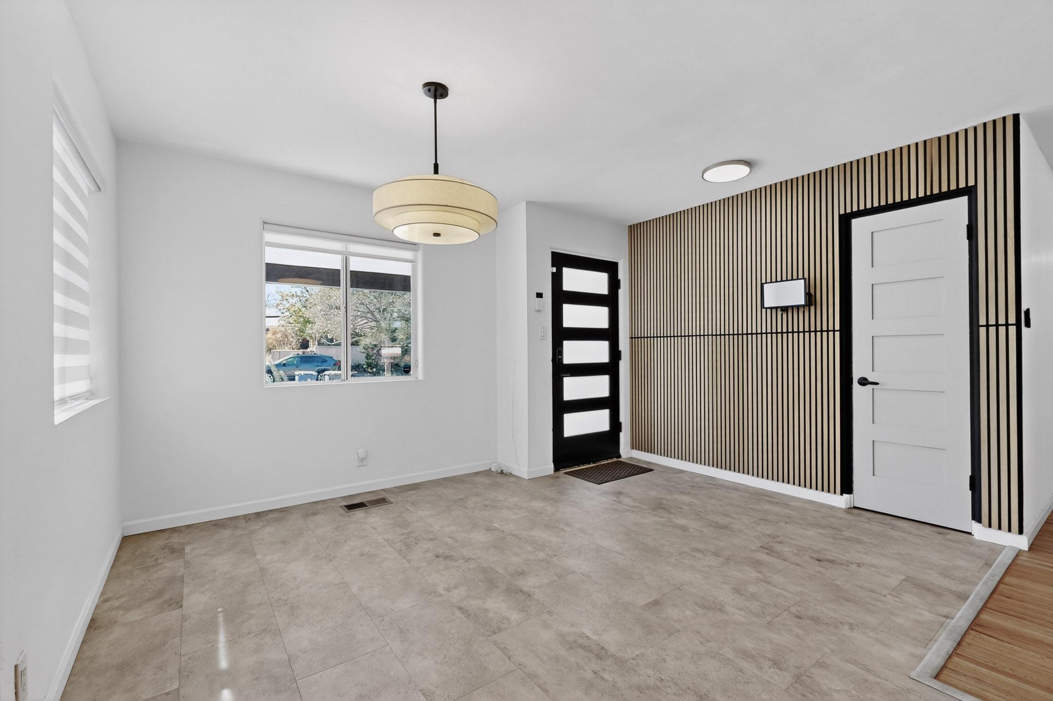 5109 ROYENE Avenue NE