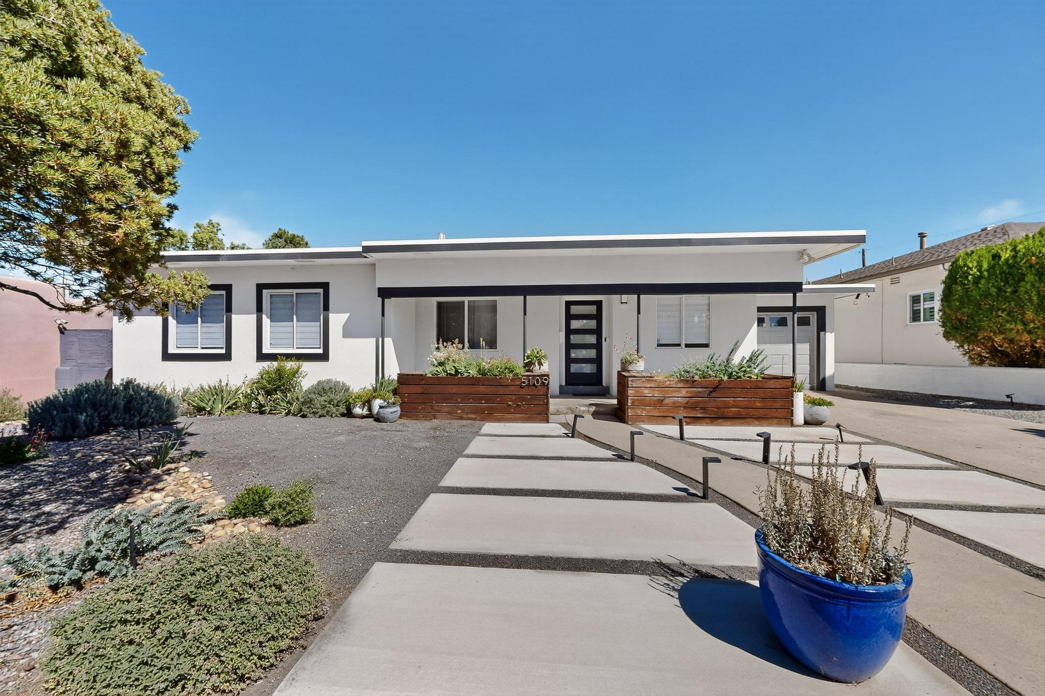 5109 ROYENE Avenue NE