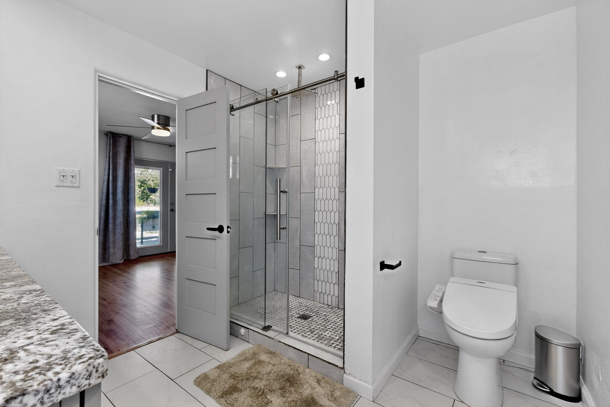 5109 ROYENE Avenue NE