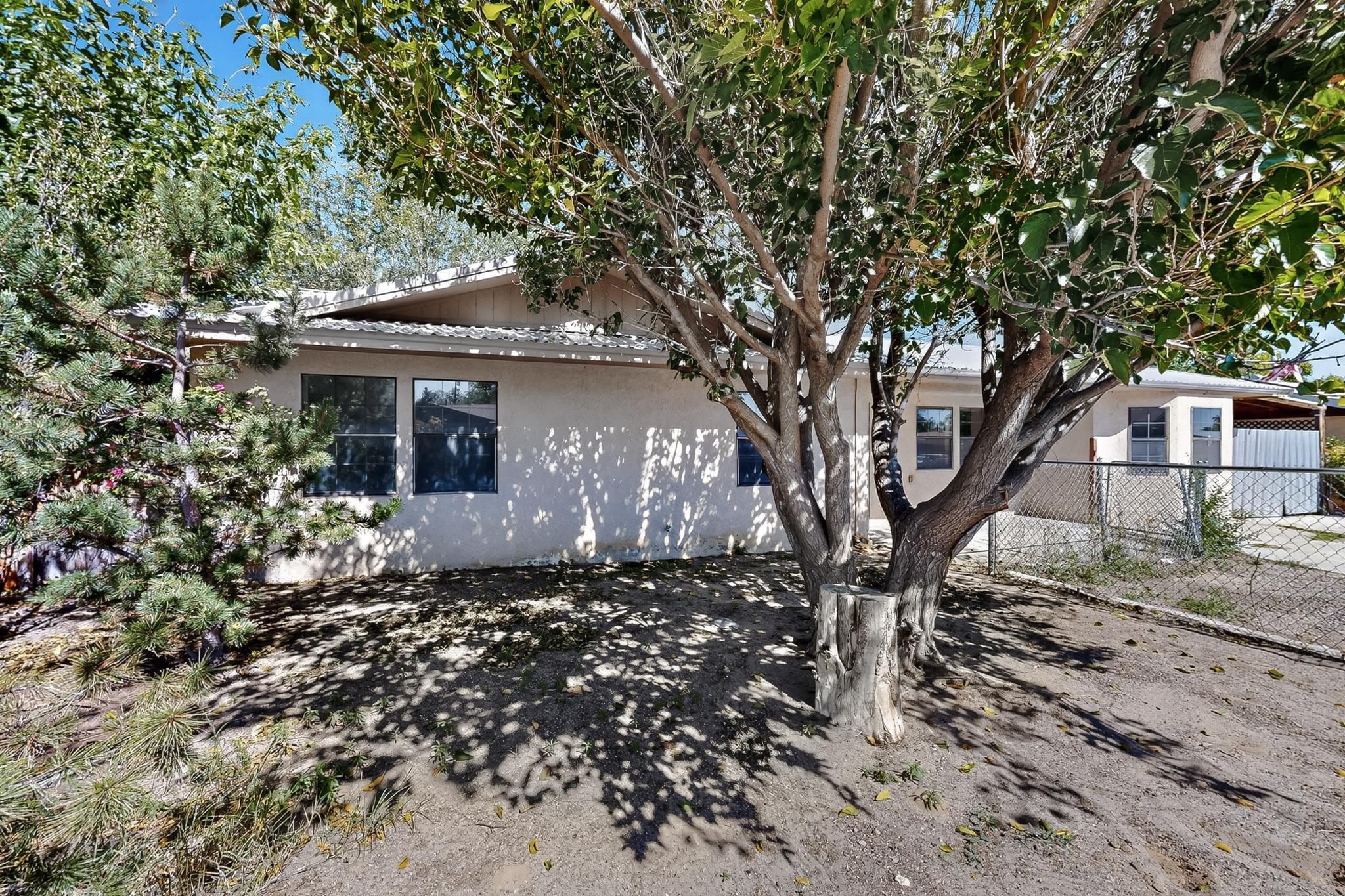 1212 DIDIER Avenue