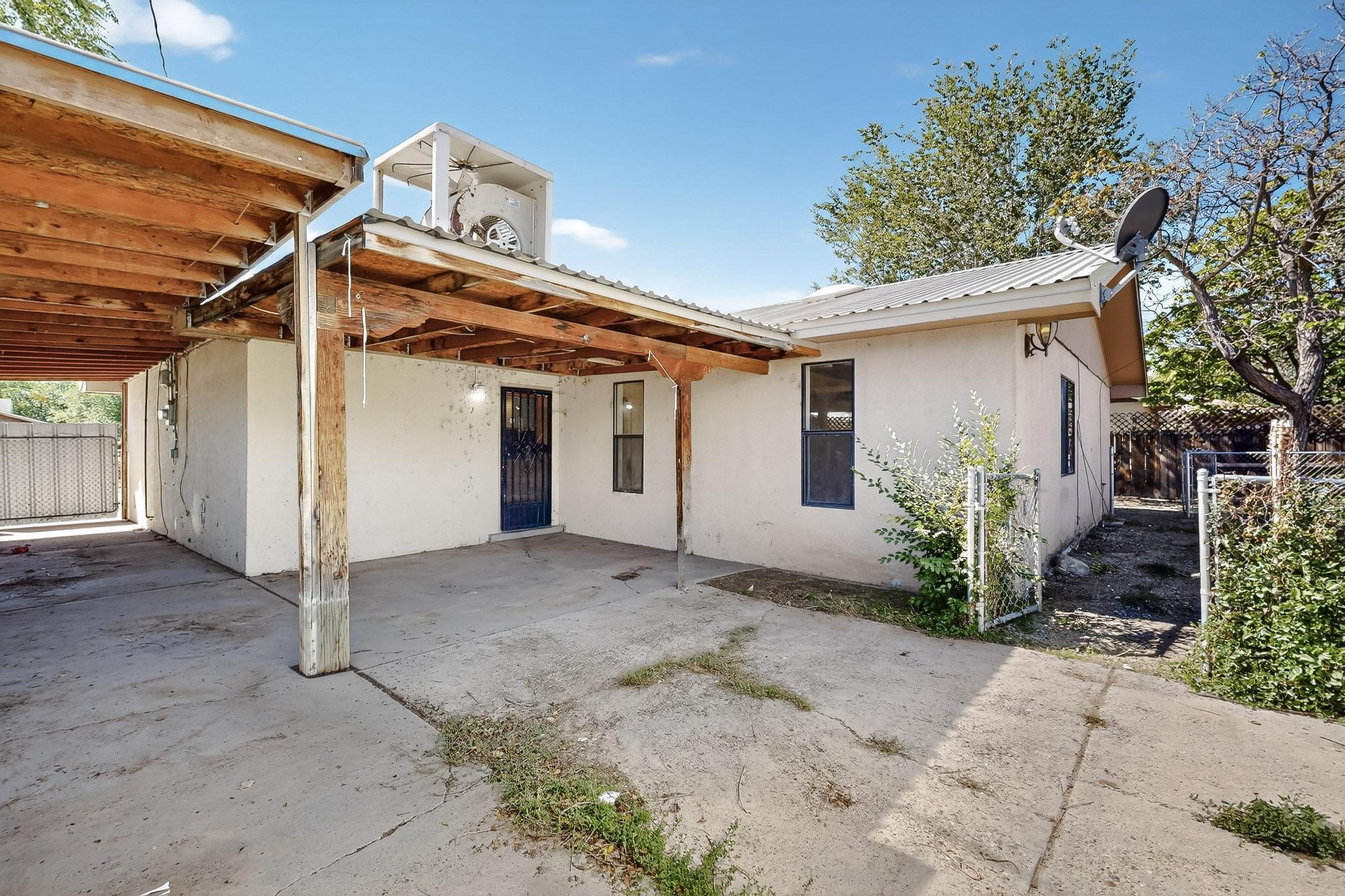 1212 DIDIER Avenue