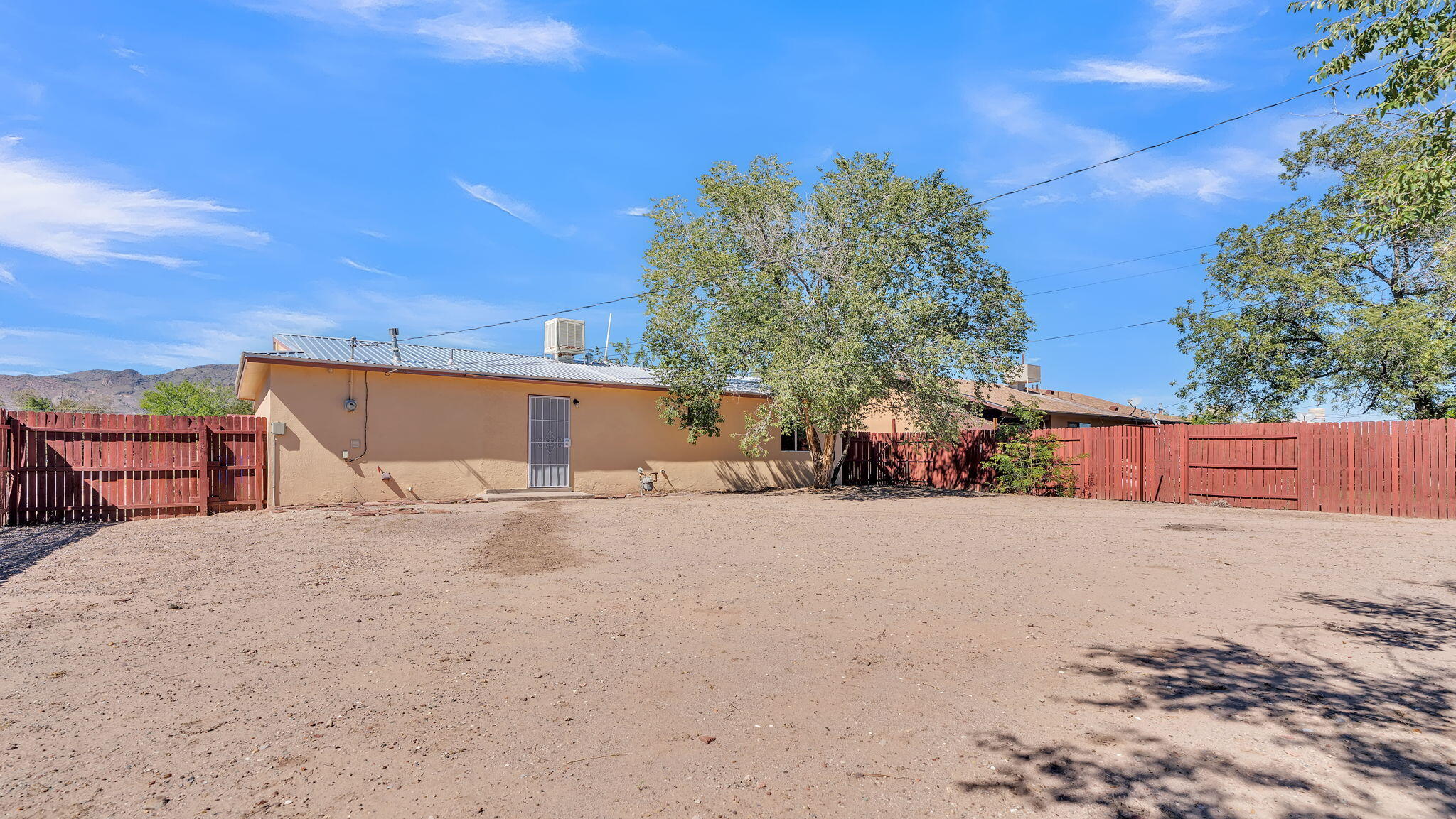 800 Caine Street