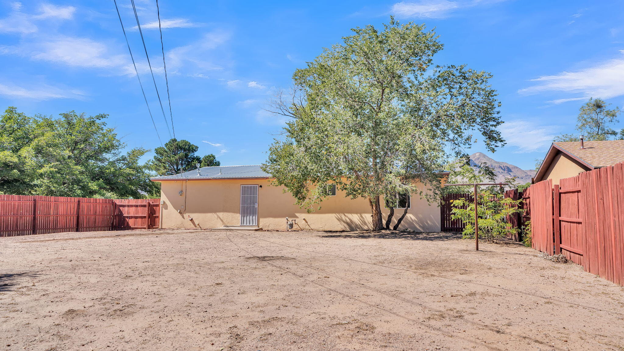 800 Caine Street