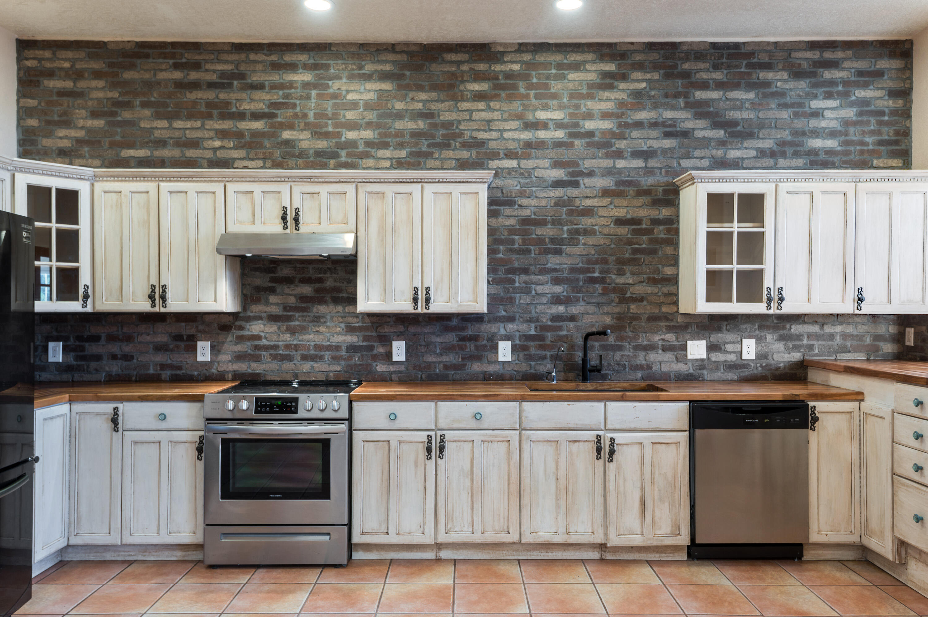 36 ARROWHEAD Trail