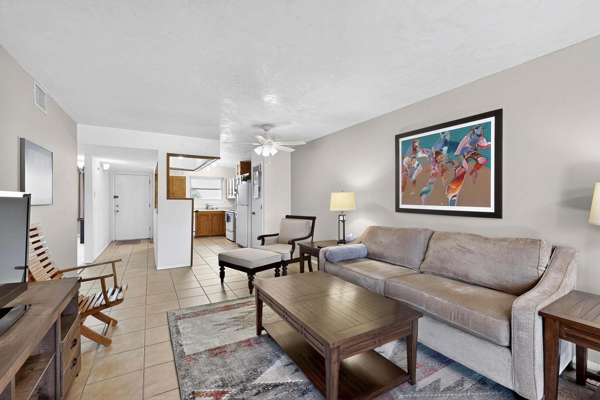 1344 GRANDE Boulevard SE D