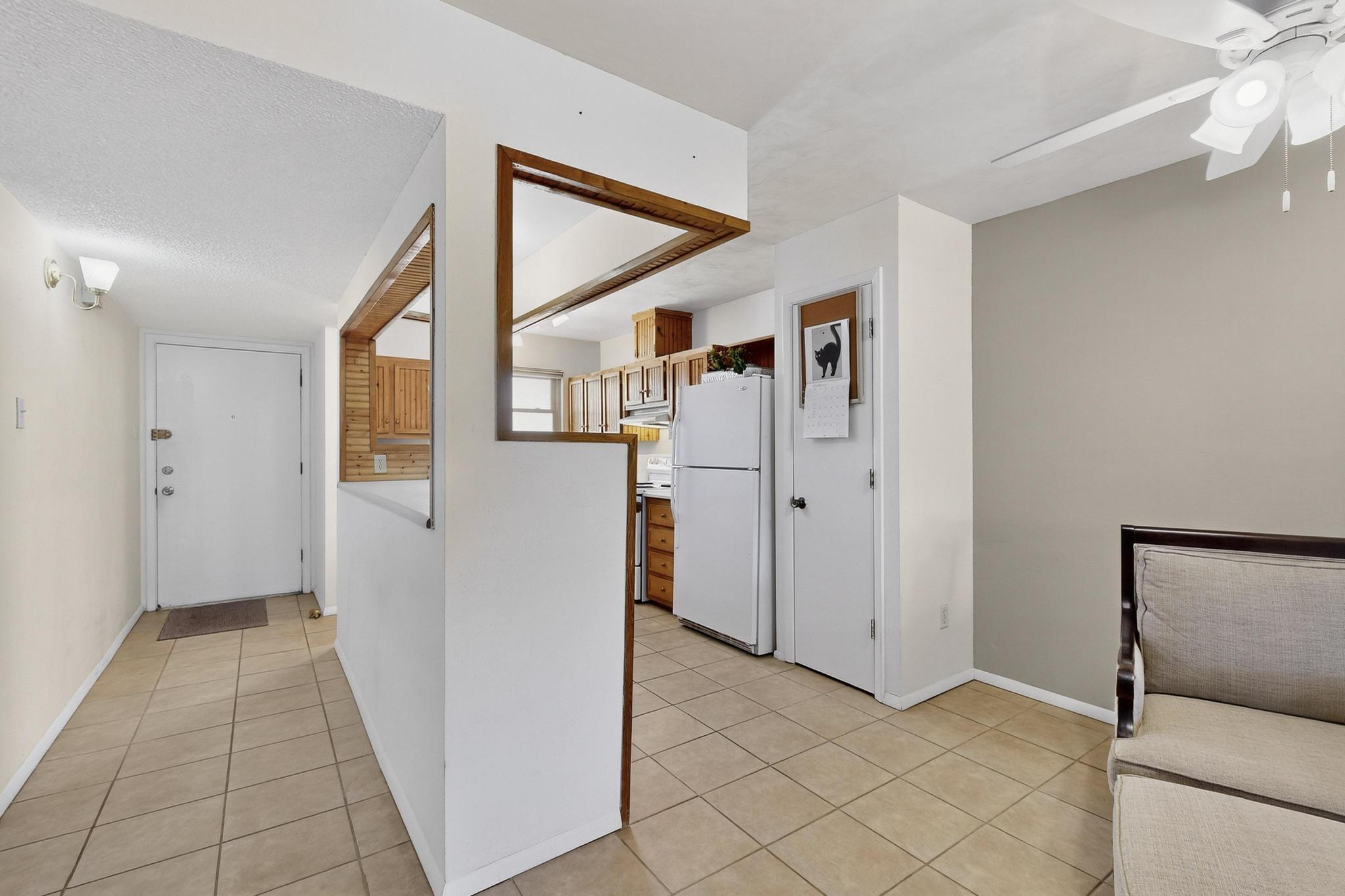 1344 GRANDE Boulevard SE D