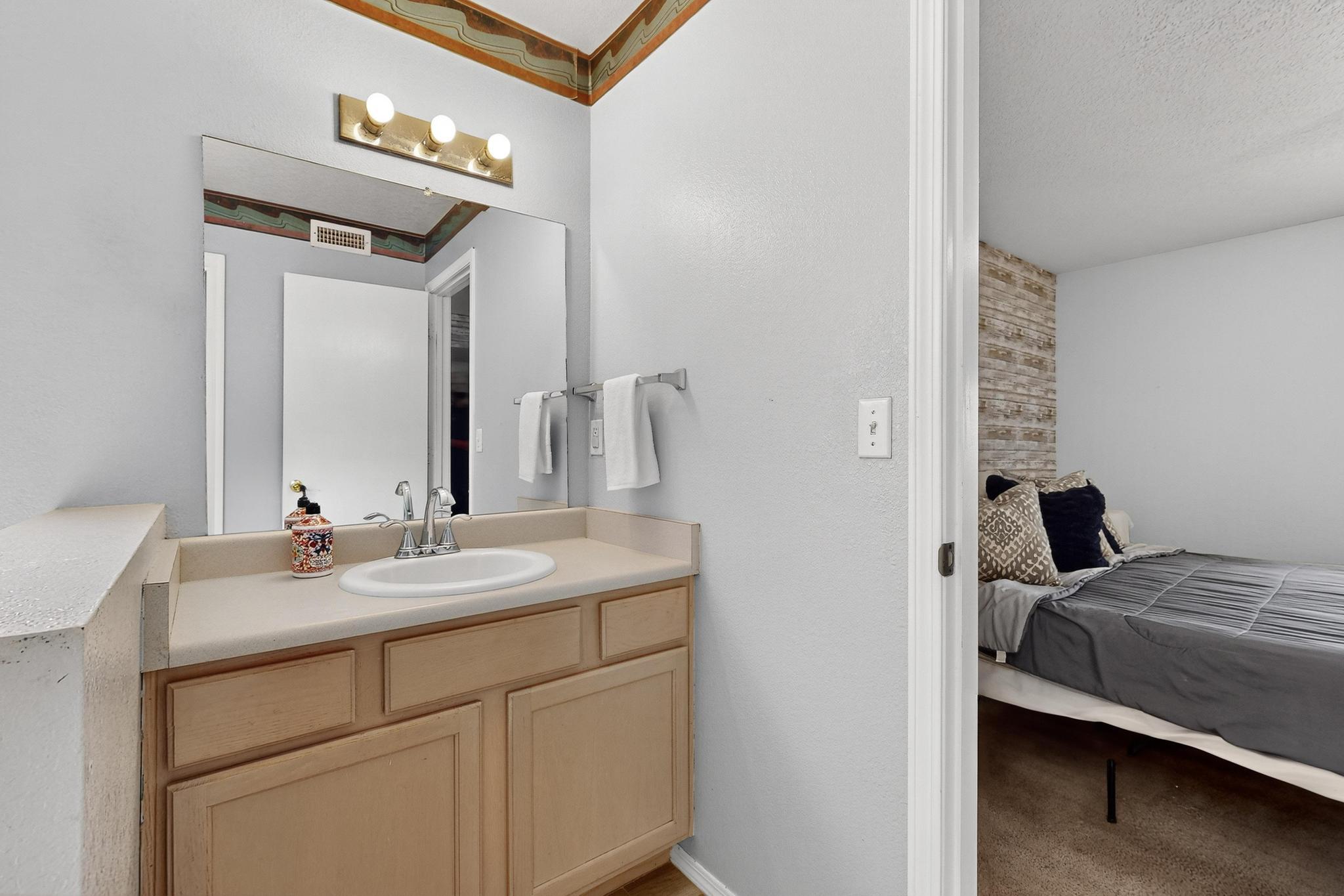 5401 CROWN RIDGE Road NW