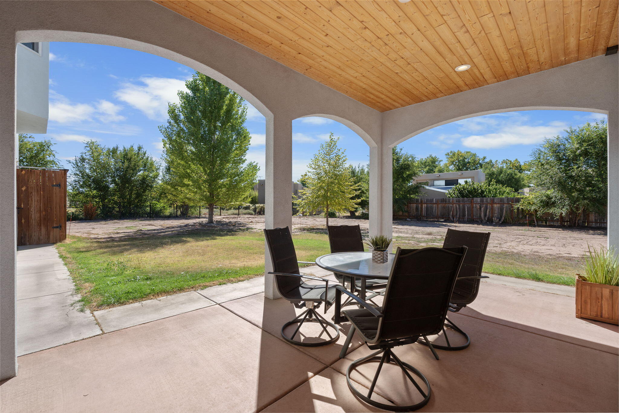 520 CAMINO DE SUERTE NW