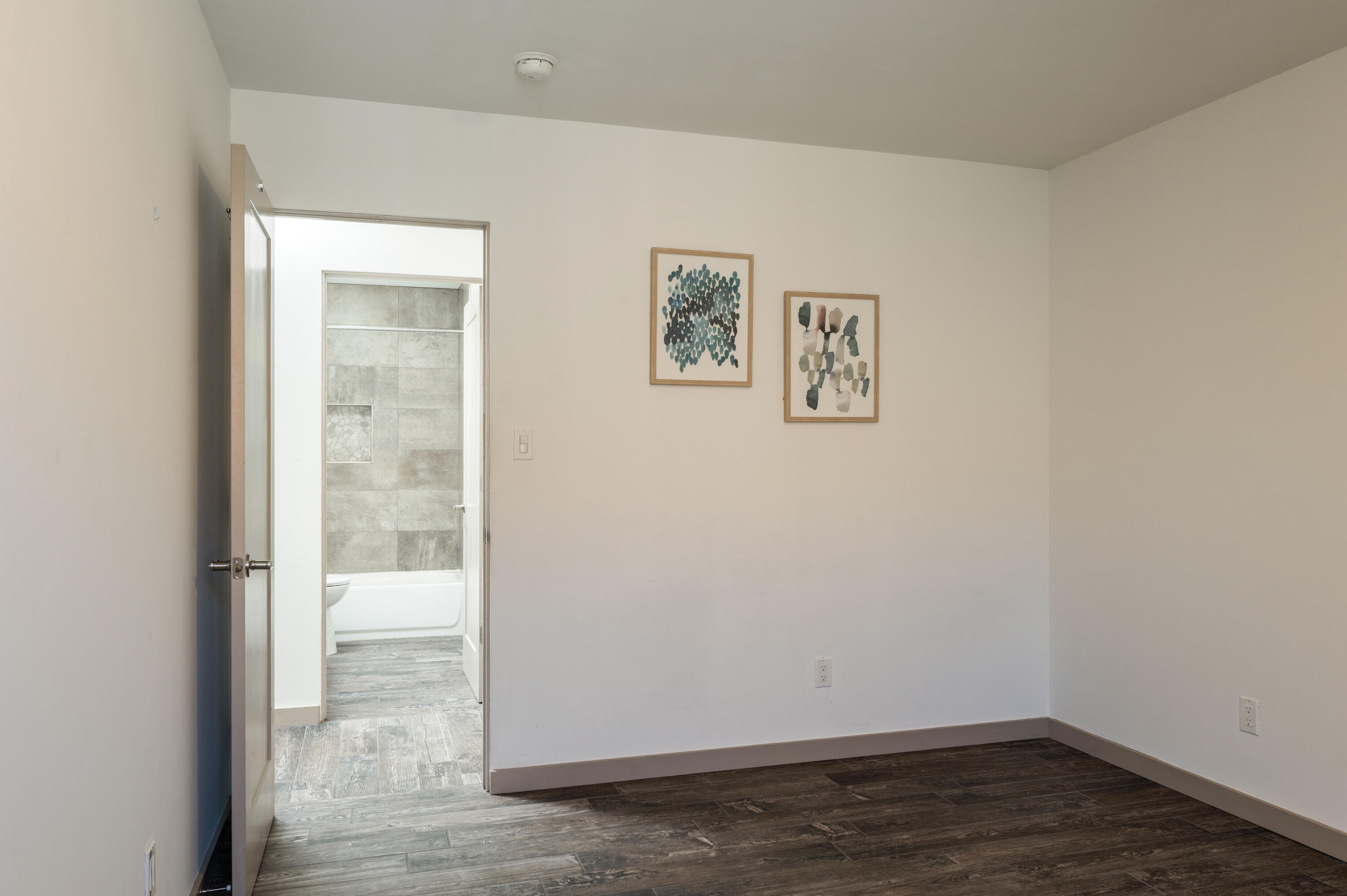 4842 Guadalupe Trail NW C