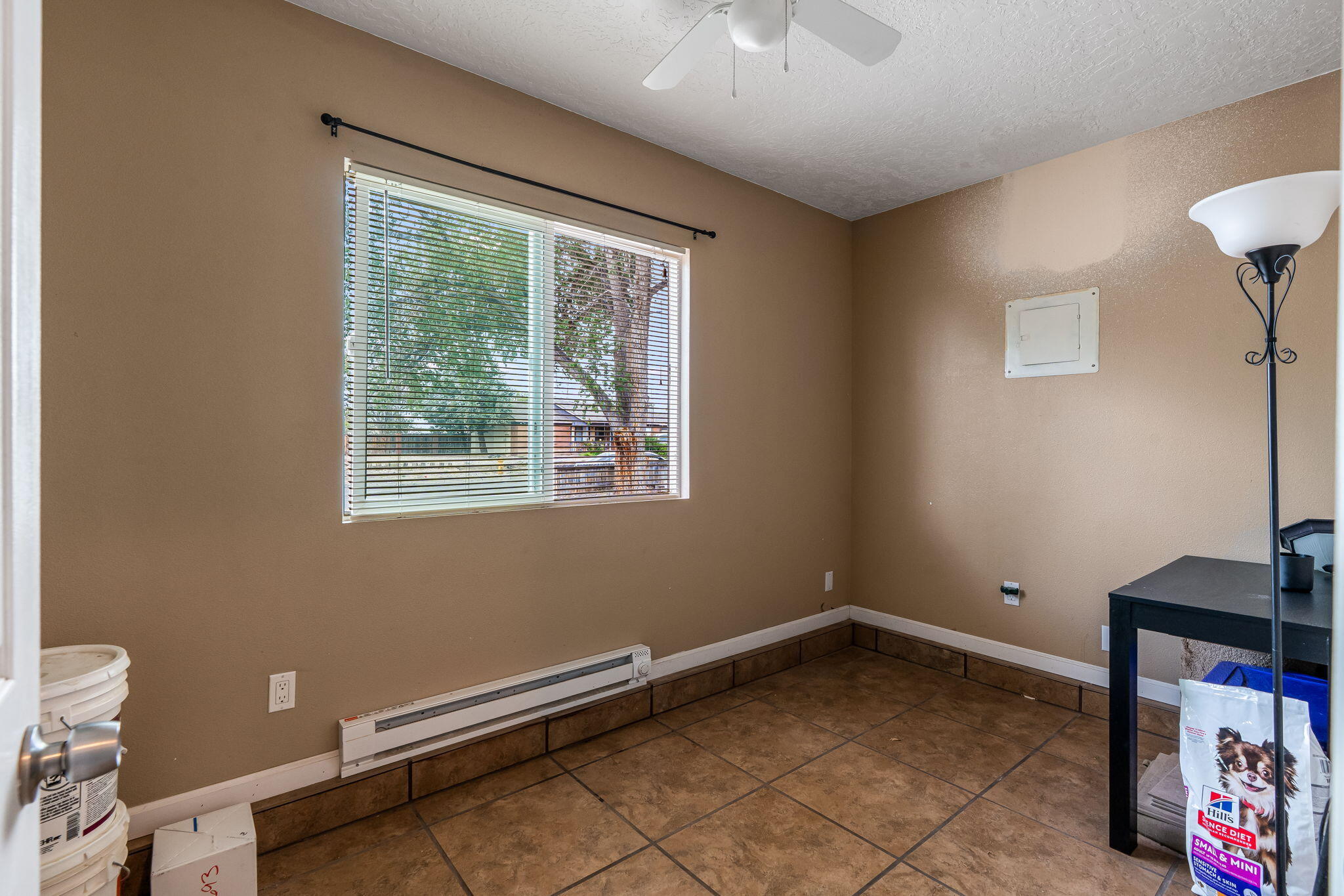 483 PECOS Loop SE