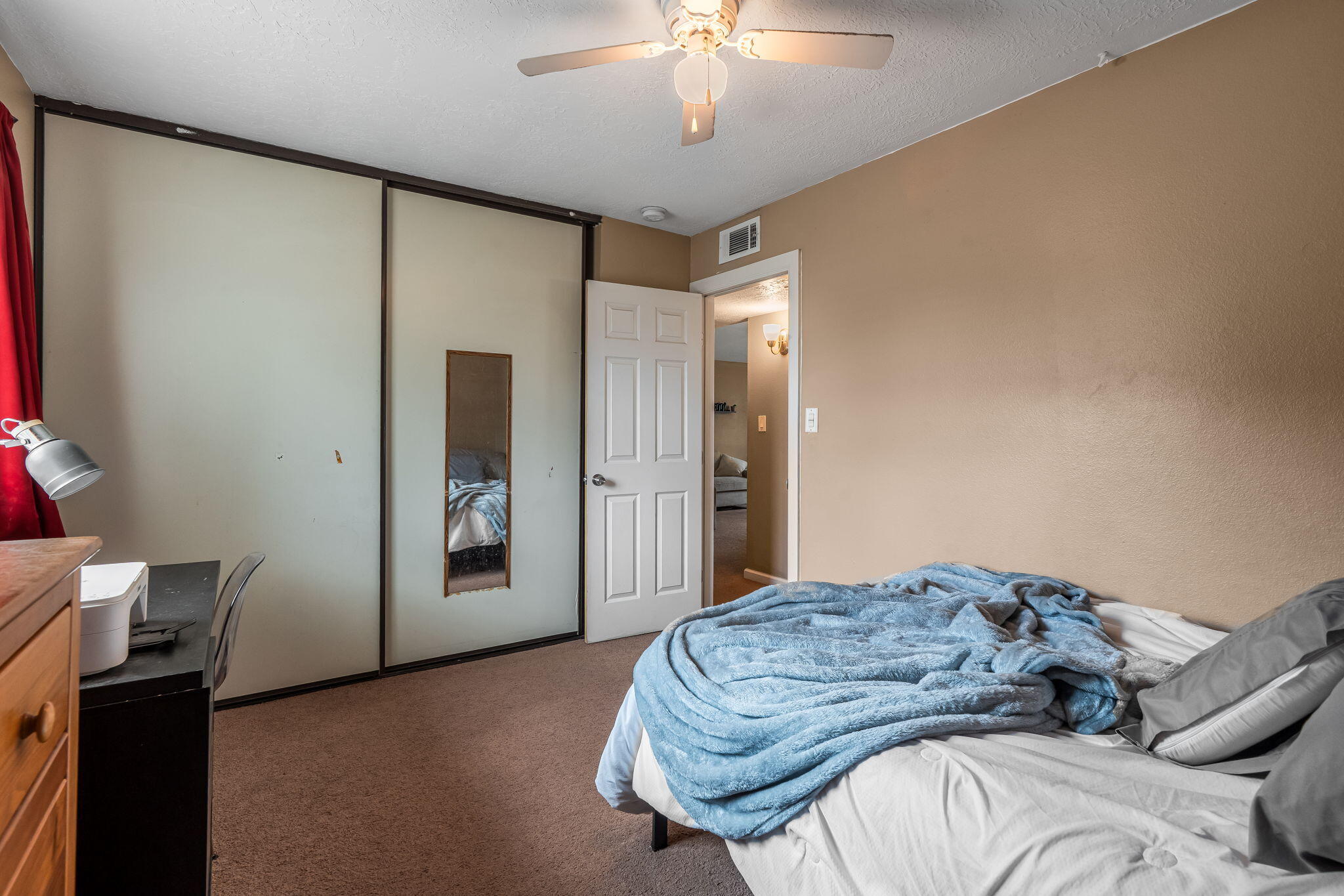 483 PECOS Loop SE