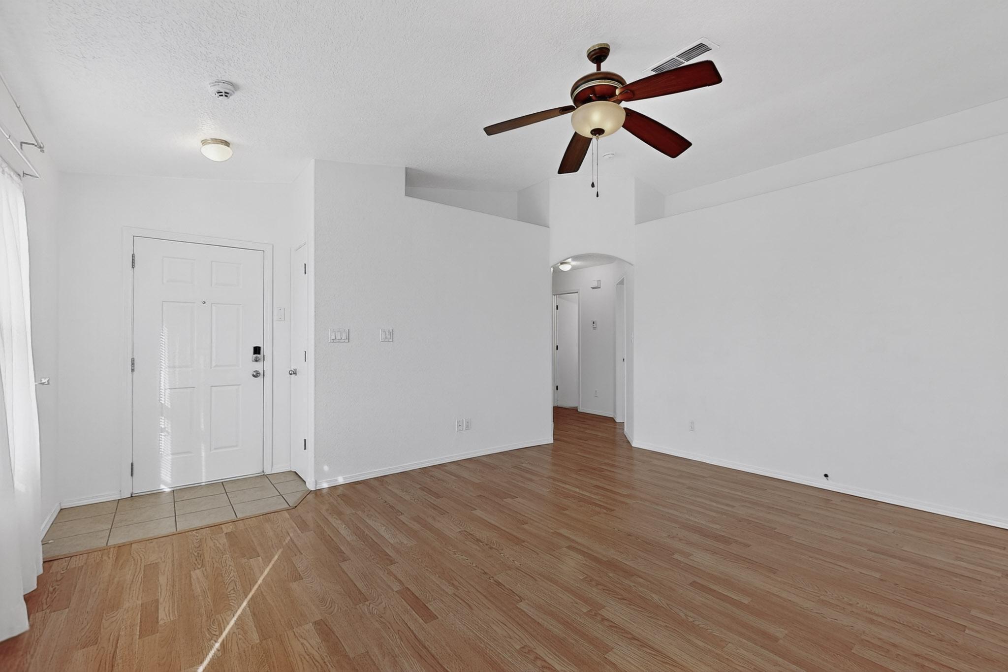 134 OAKWOOD Court SW