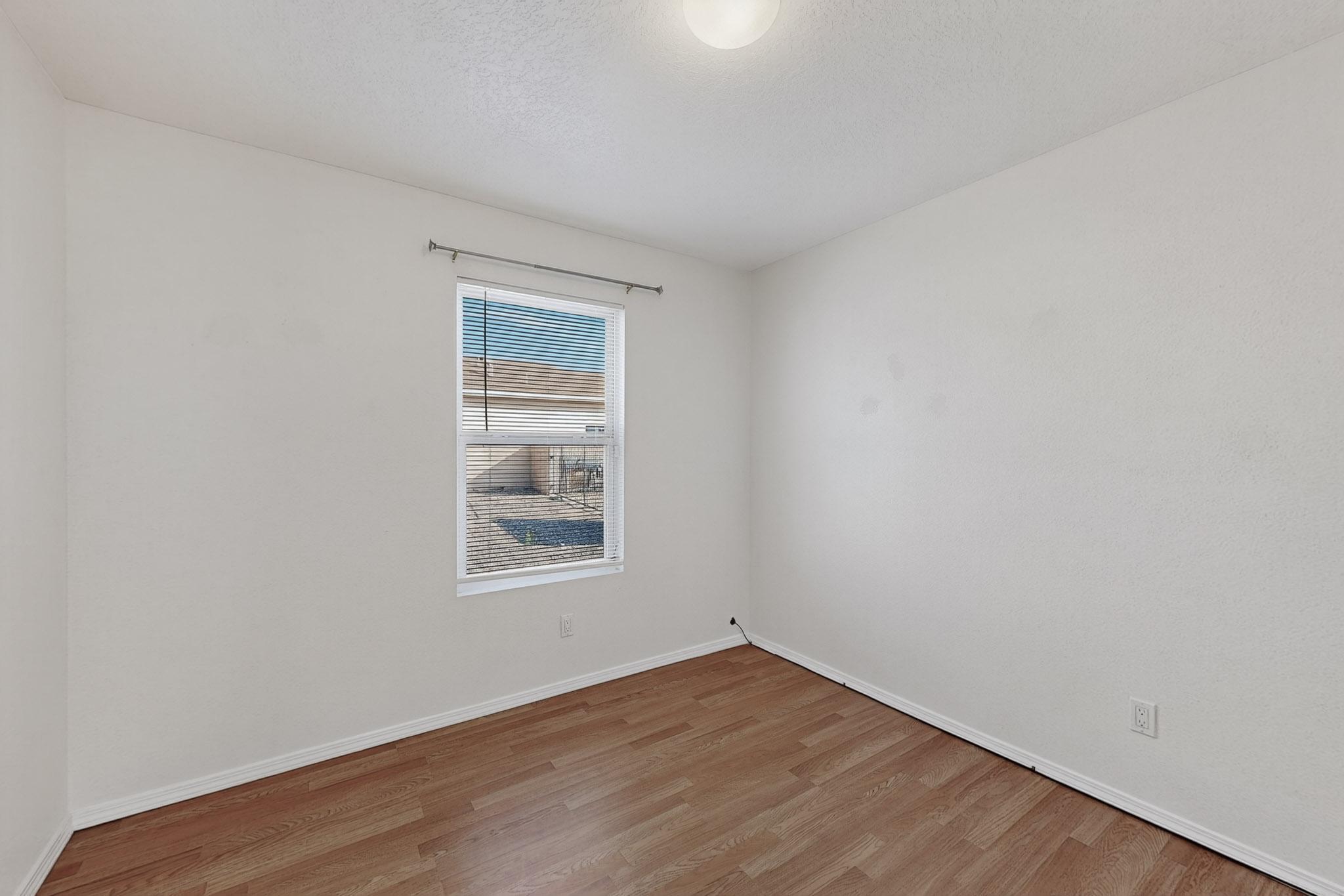 134 OAKWOOD Court SW