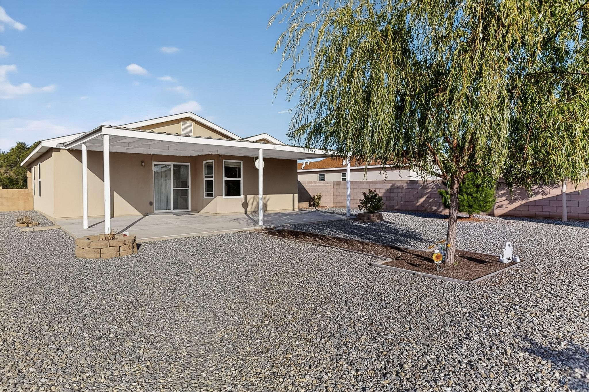 134 OAKWOOD Court SW