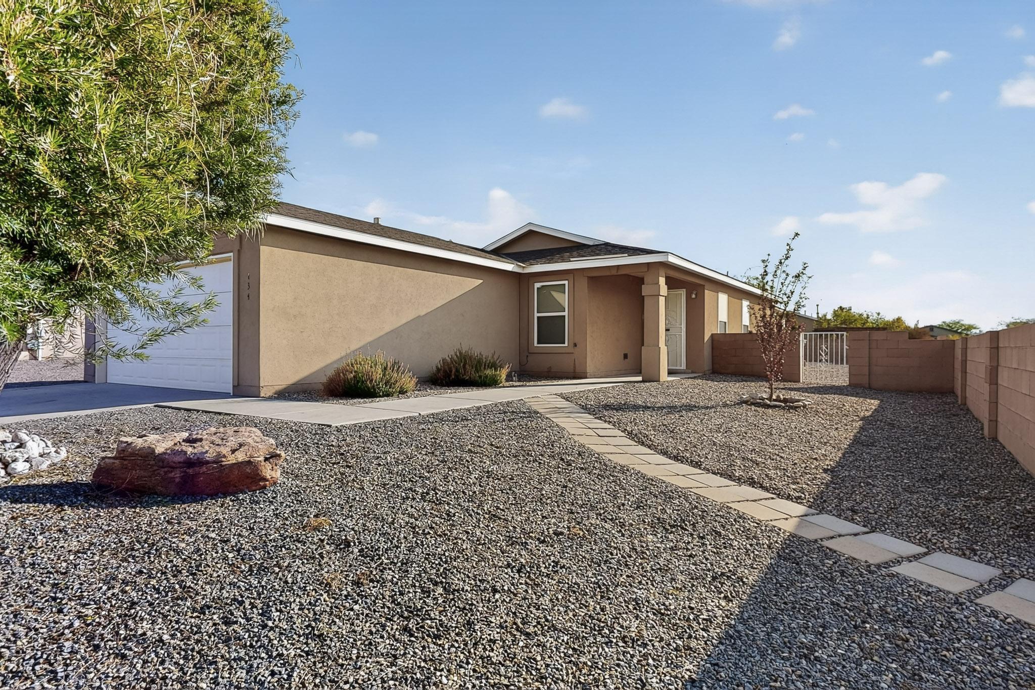 134 OAKWOOD Court SW