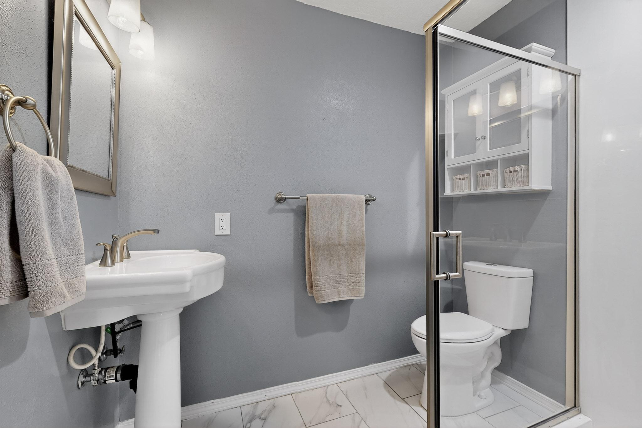 8217 COLFAX Avenue NE