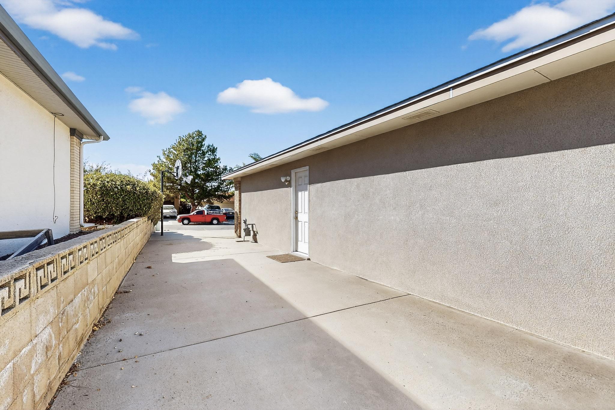 8217 COLFAX Avenue NE