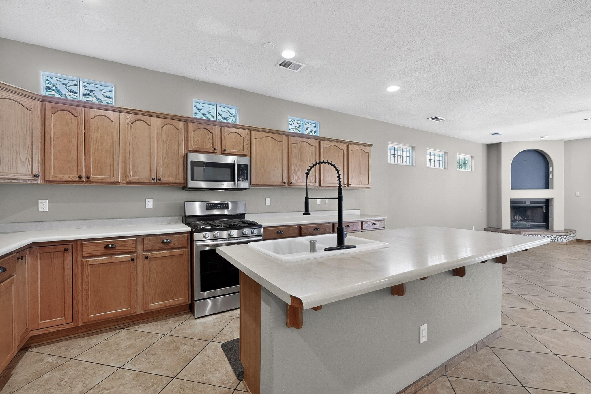 1508 ROSEWOOD Avenue NW