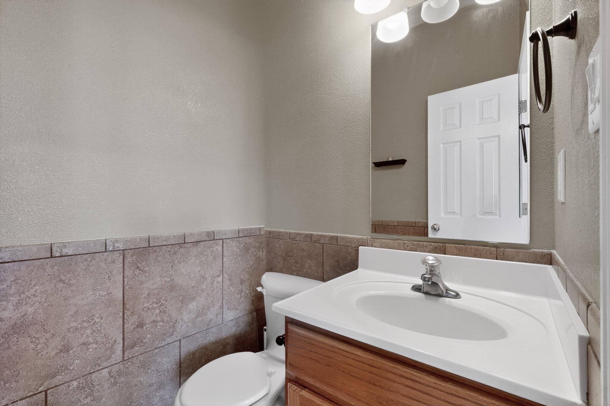 1508 ROSEWOOD Avenue NW