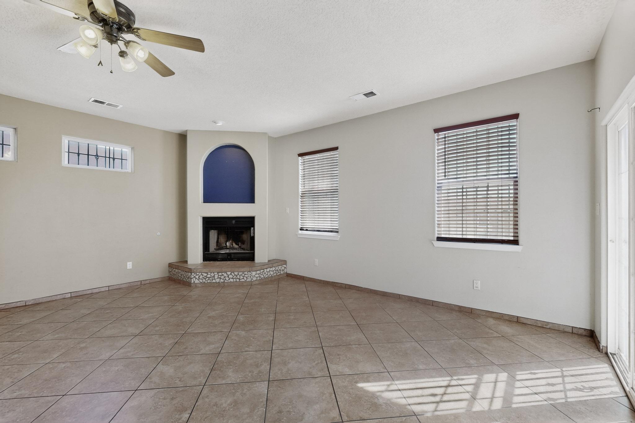 1508 ROSEWOOD Avenue NW