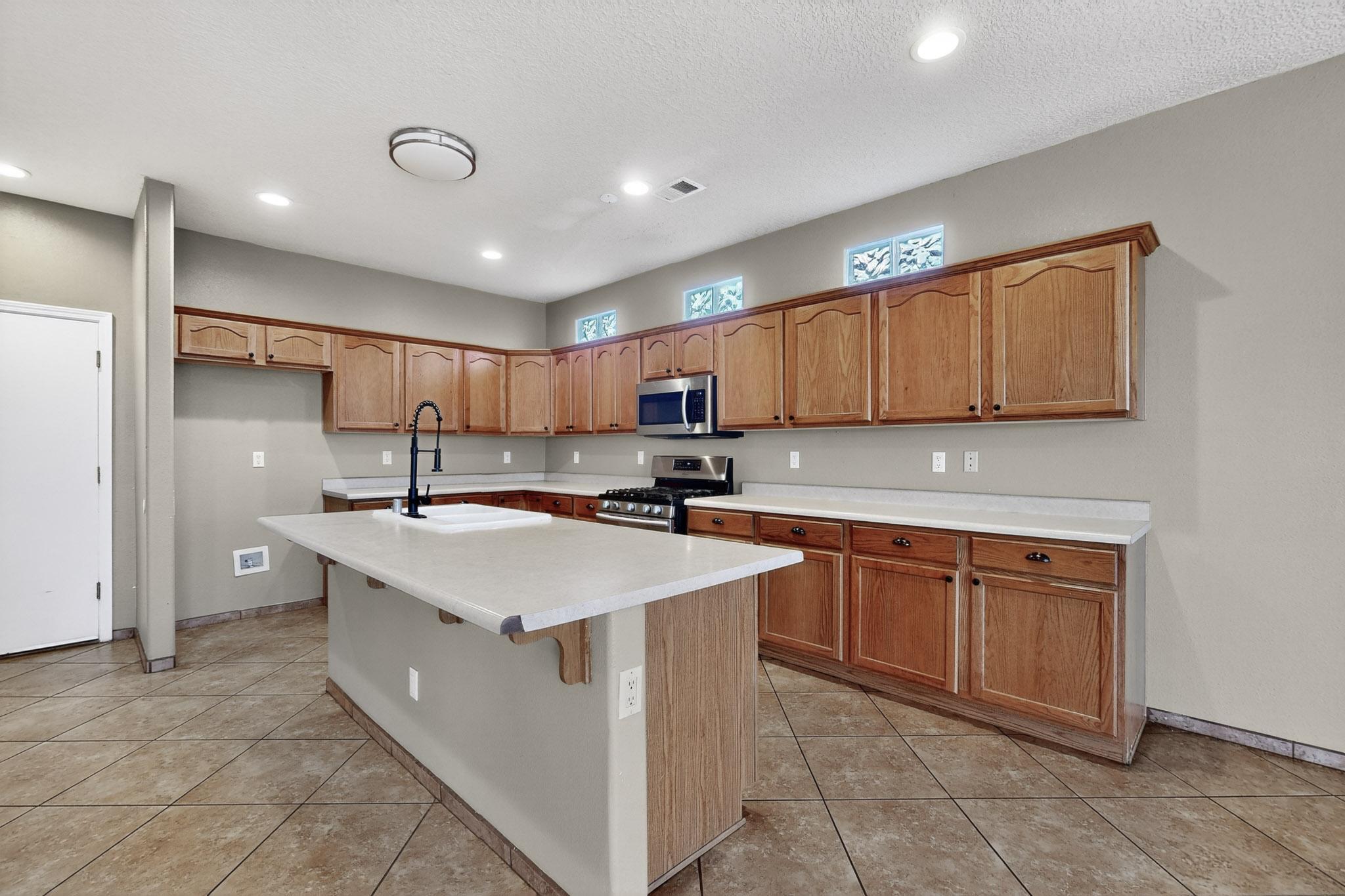 1508 ROSEWOOD Avenue NW