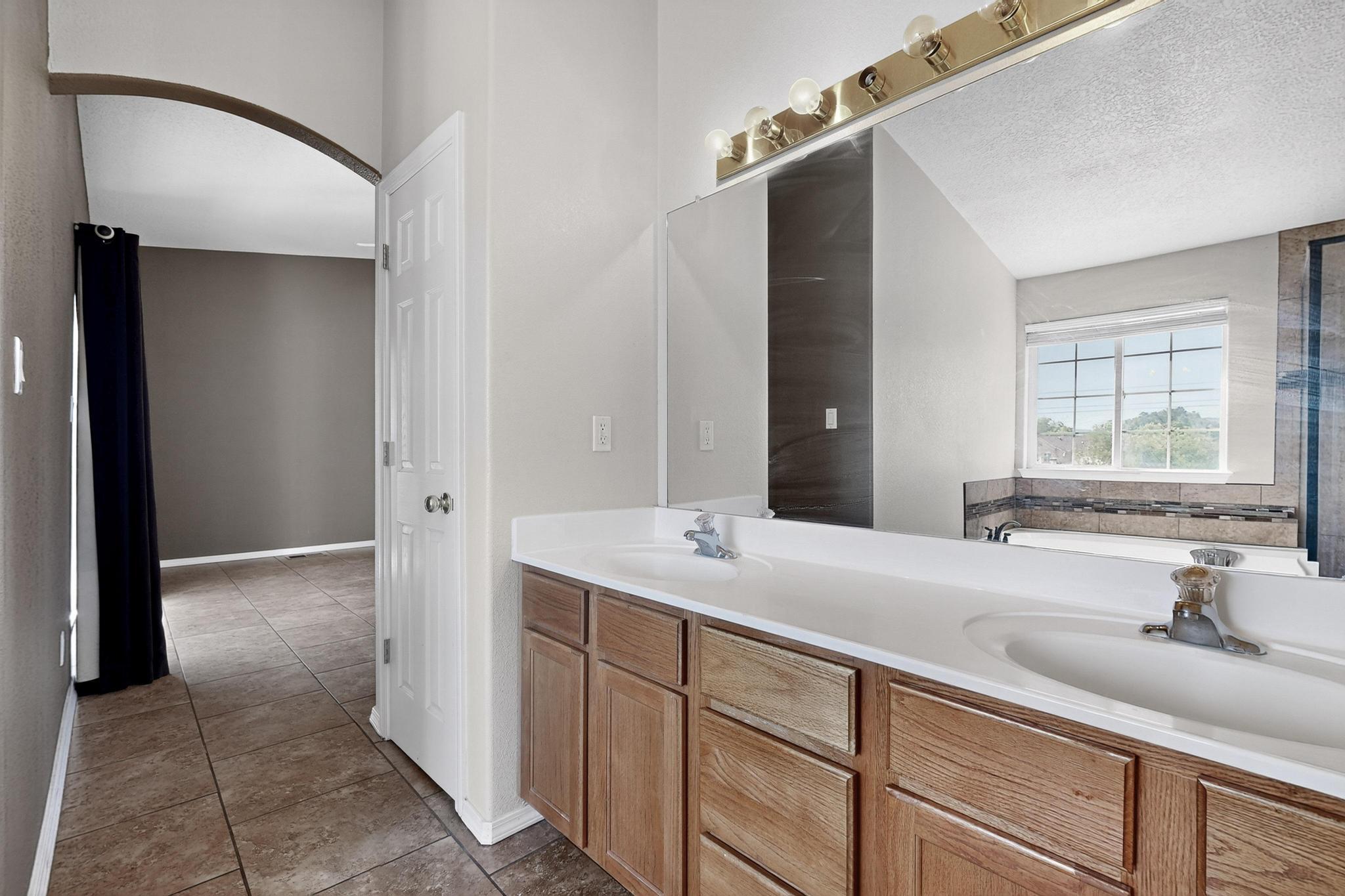 1508 ROSEWOOD Avenue NW