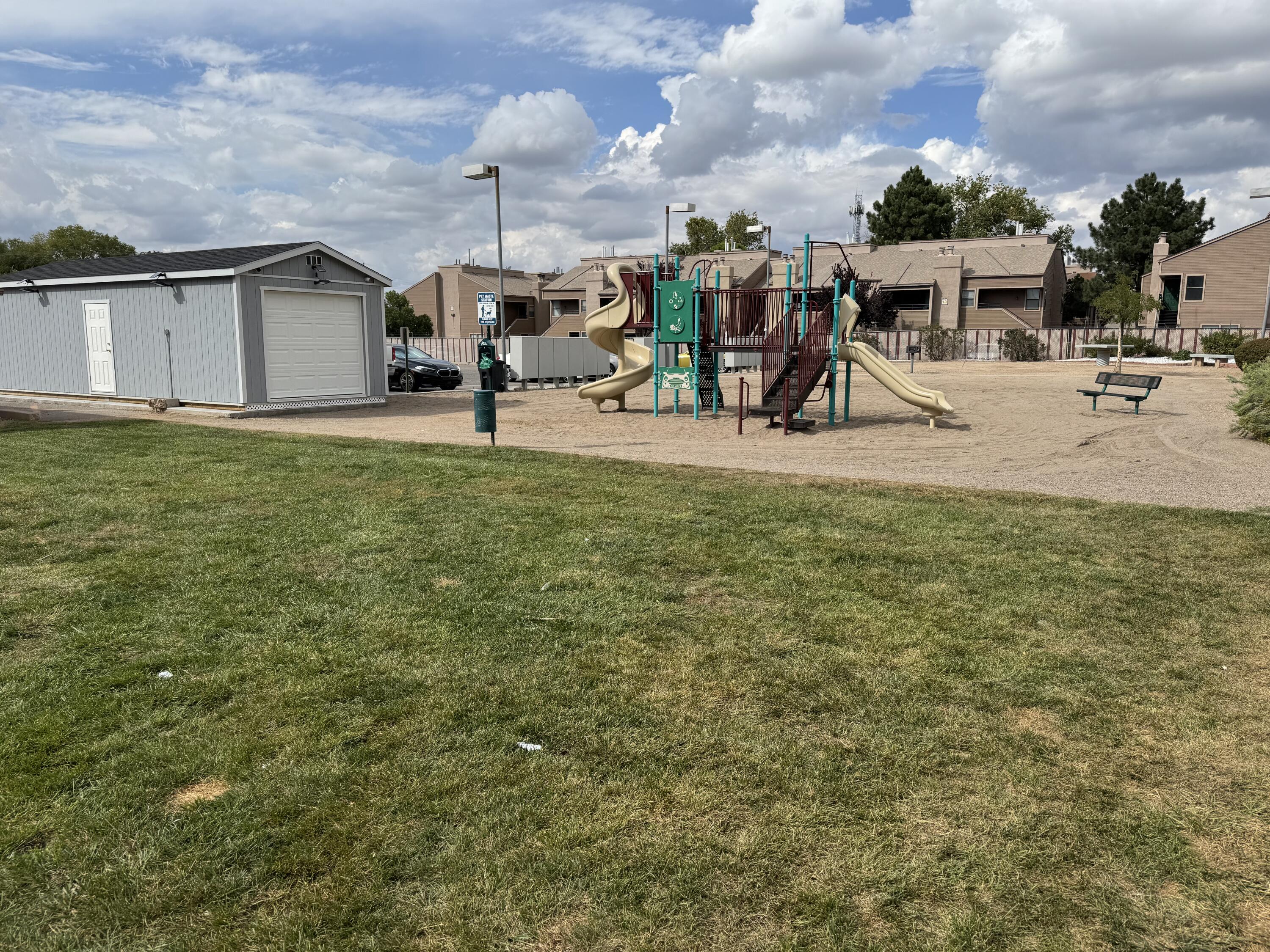 3839 MONTGOMERY Boulevard NE #732