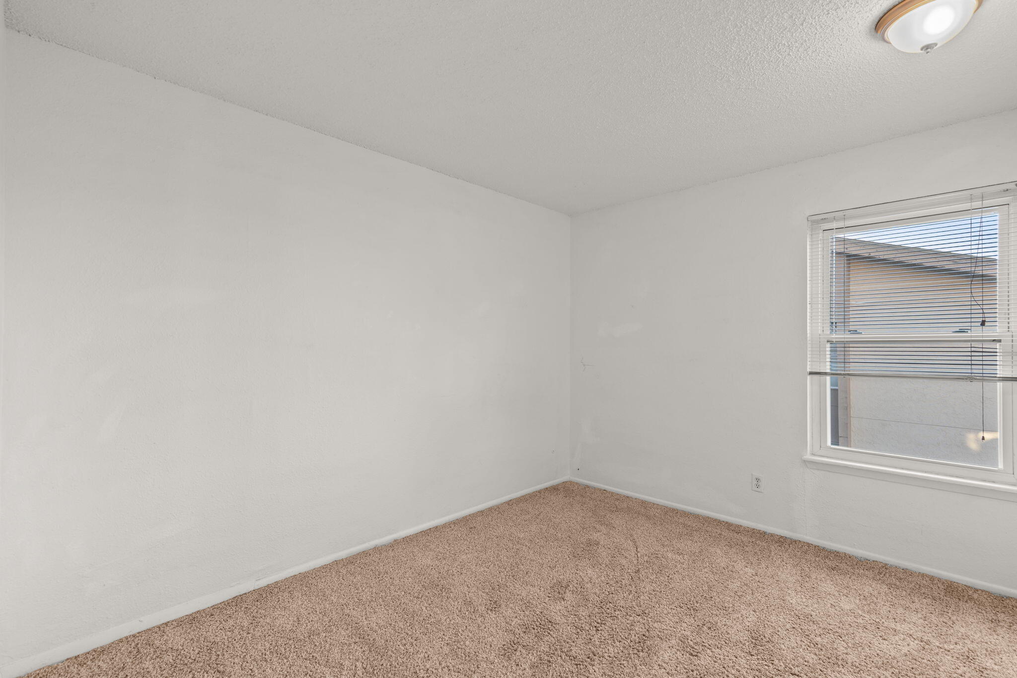 3839 MONTGOMERY Boulevard NE #732