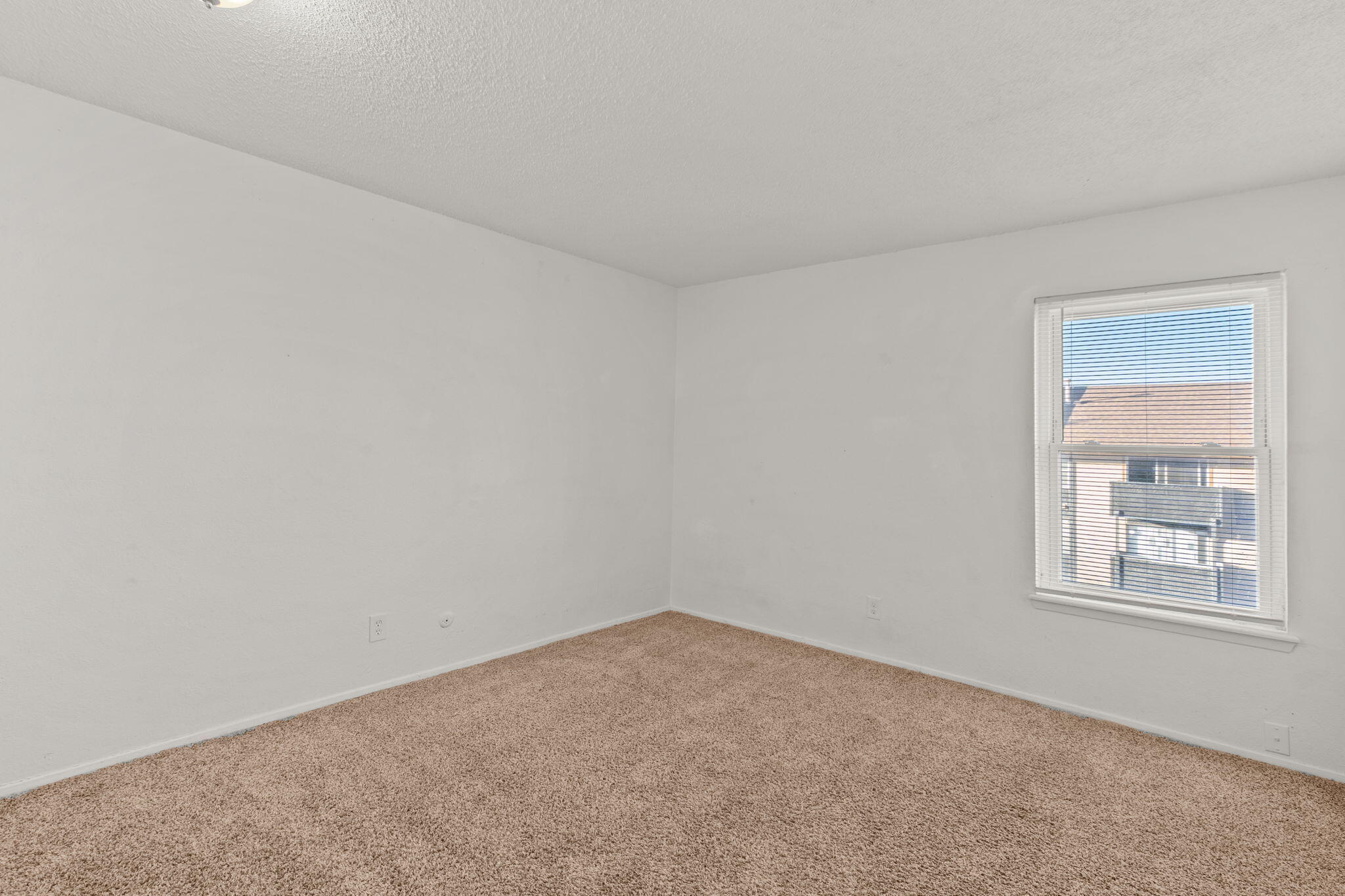 3839 MONTGOMERY Boulevard NE #732