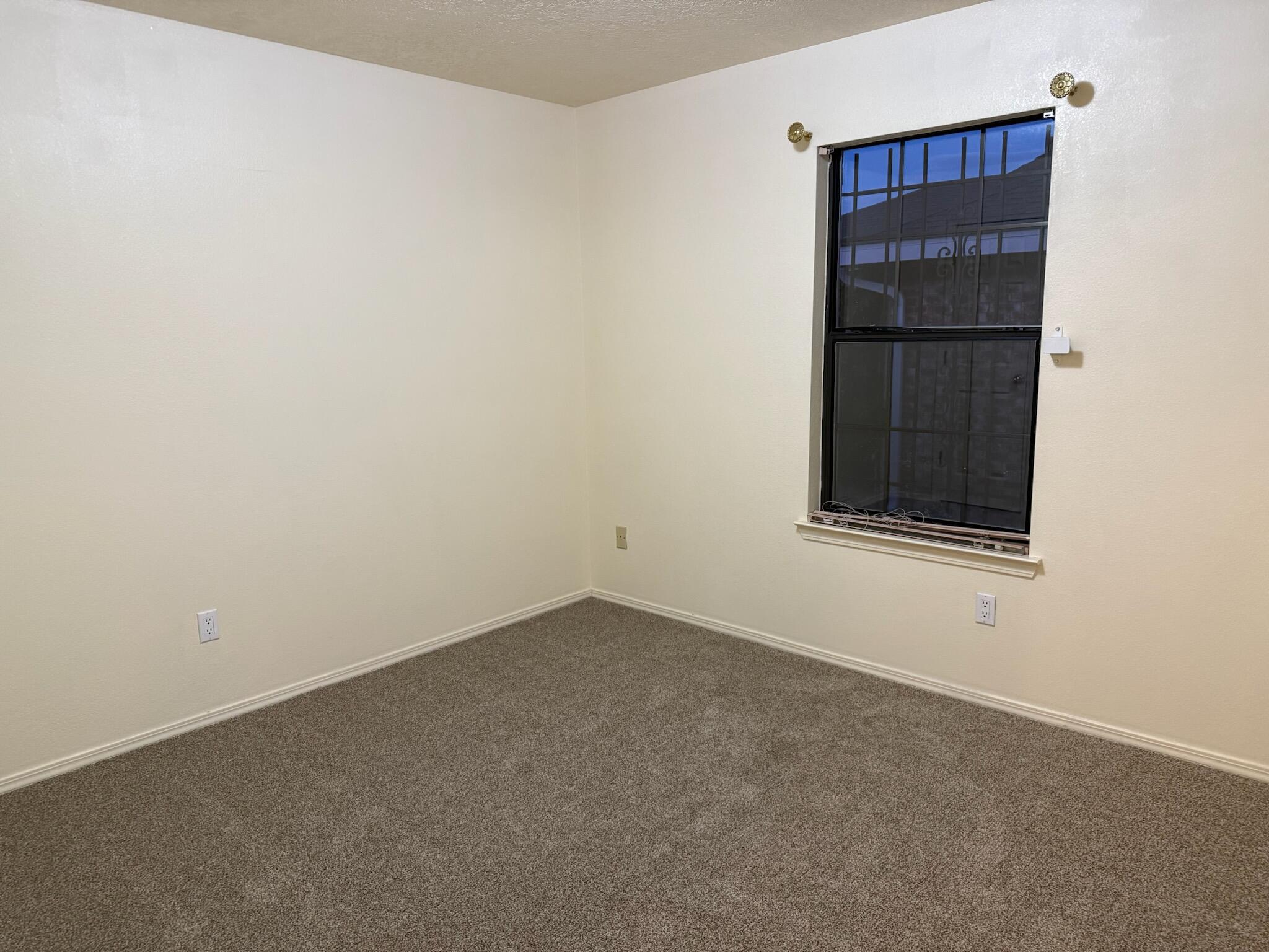 6779 Forest Hills Drive NE