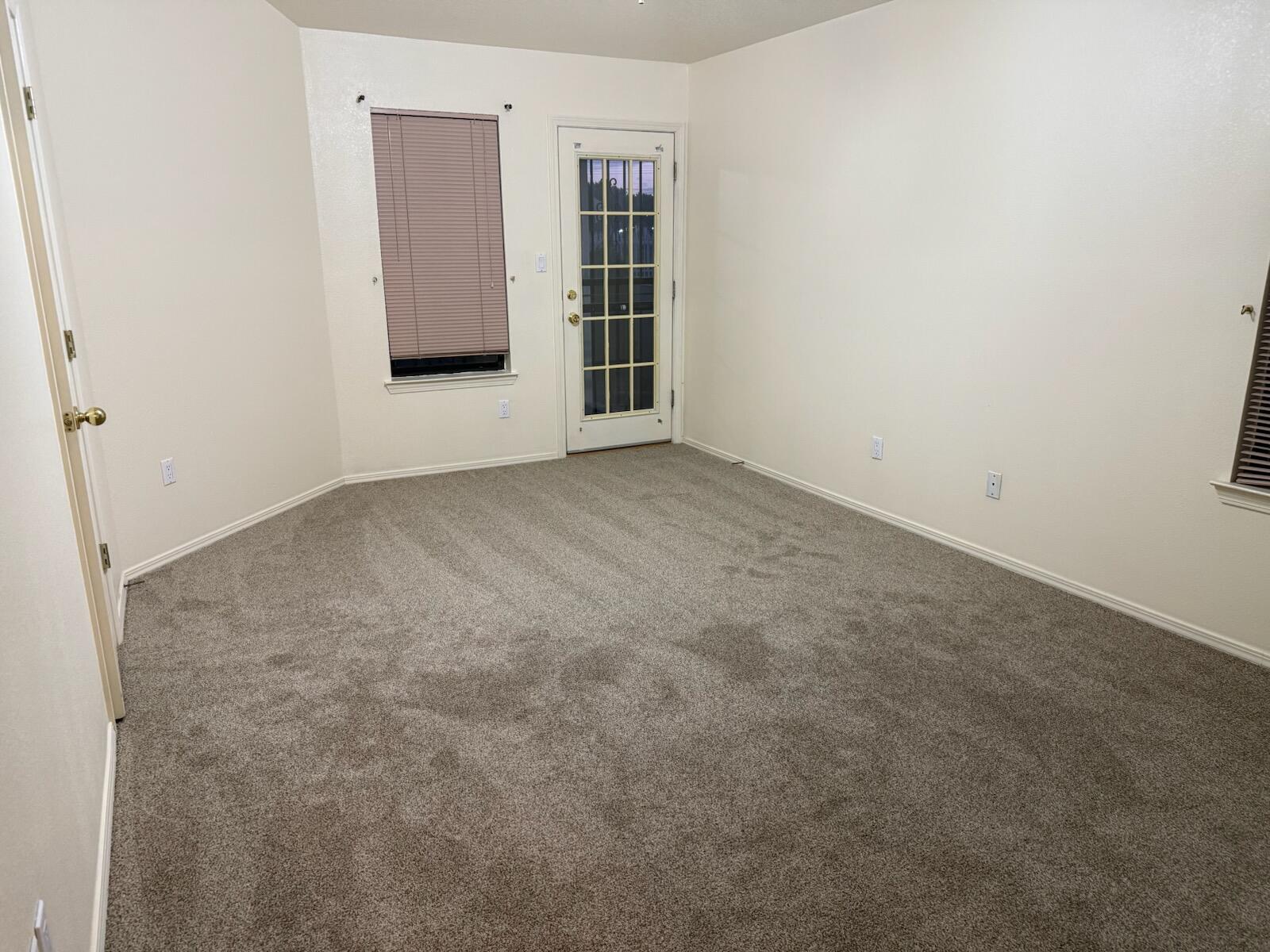 6779 Forest Hills Drive NE