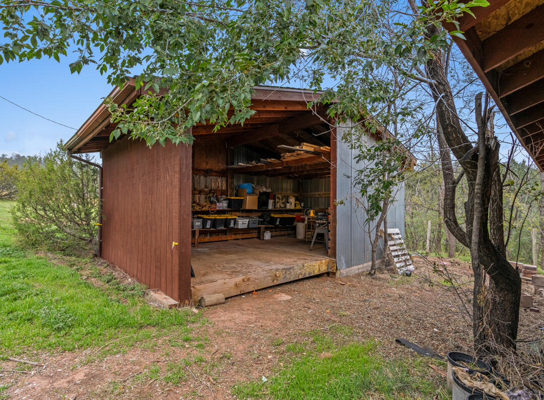 6 Sandia Haven Place