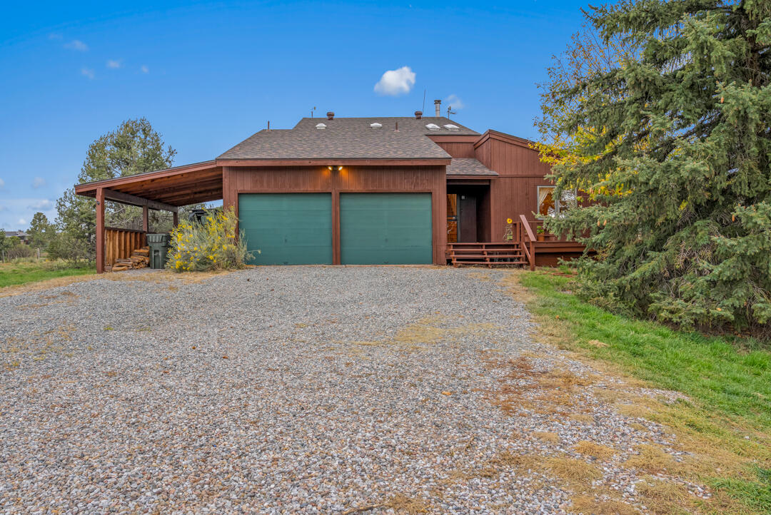 6 Sandia Haven Place