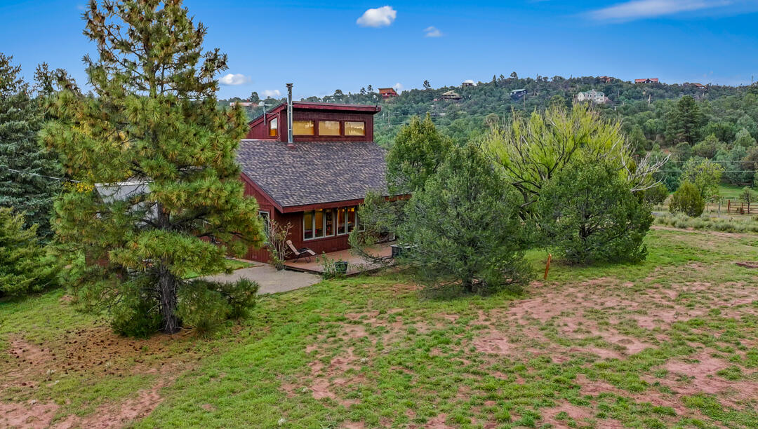 6 Sandia Haven Place