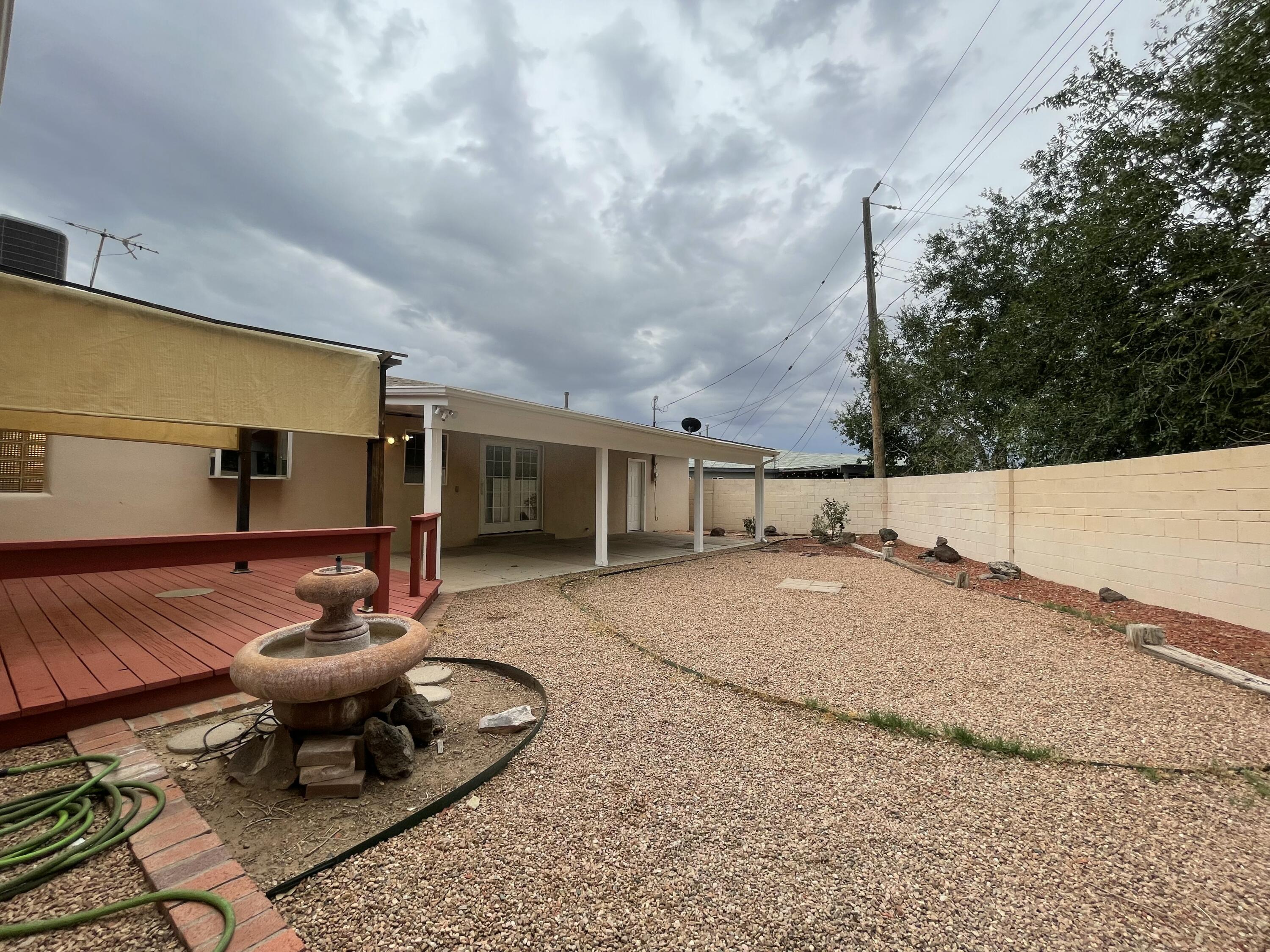 709 PALISADES Drive NW