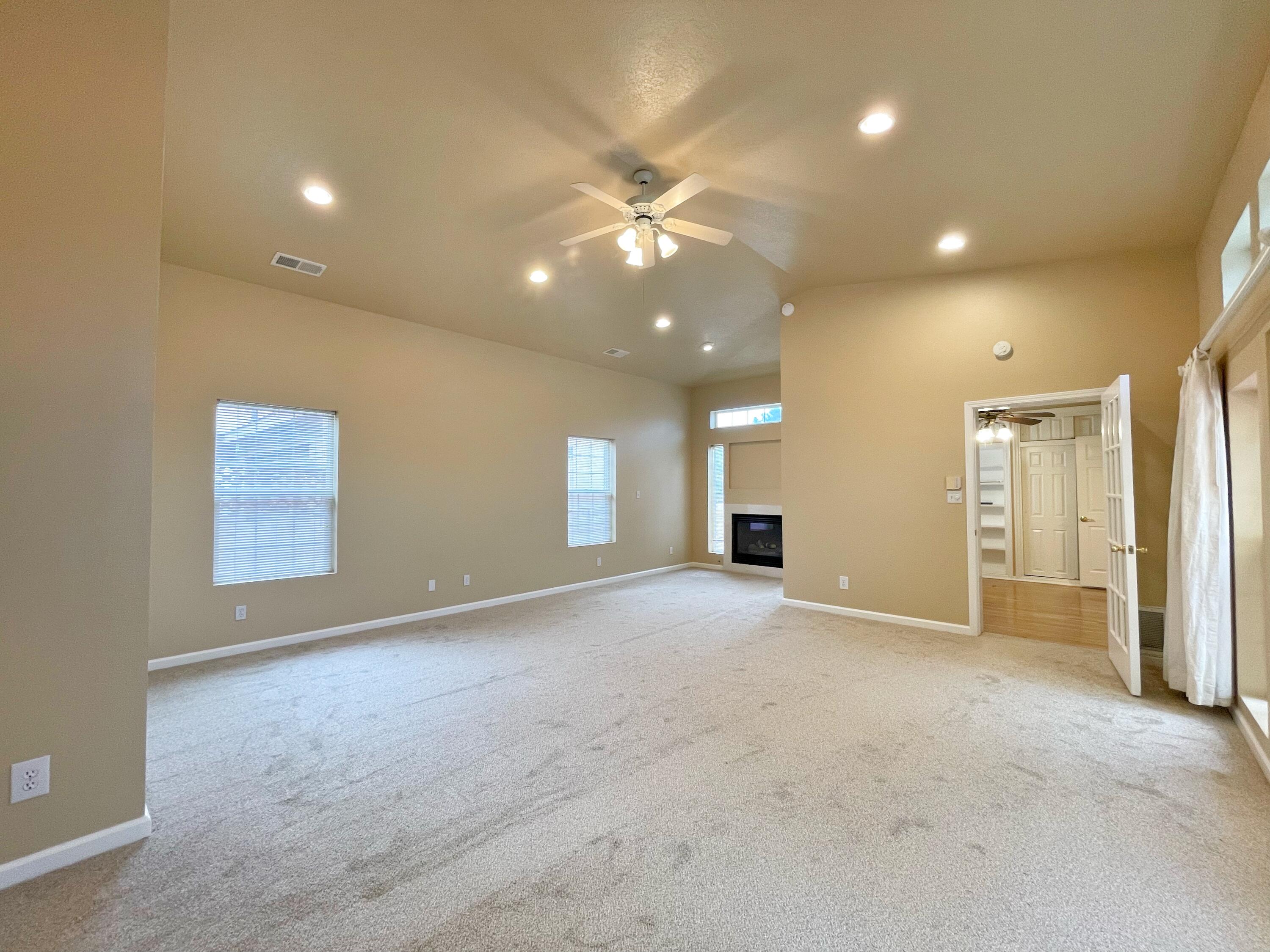 709 PALISADES Drive NW