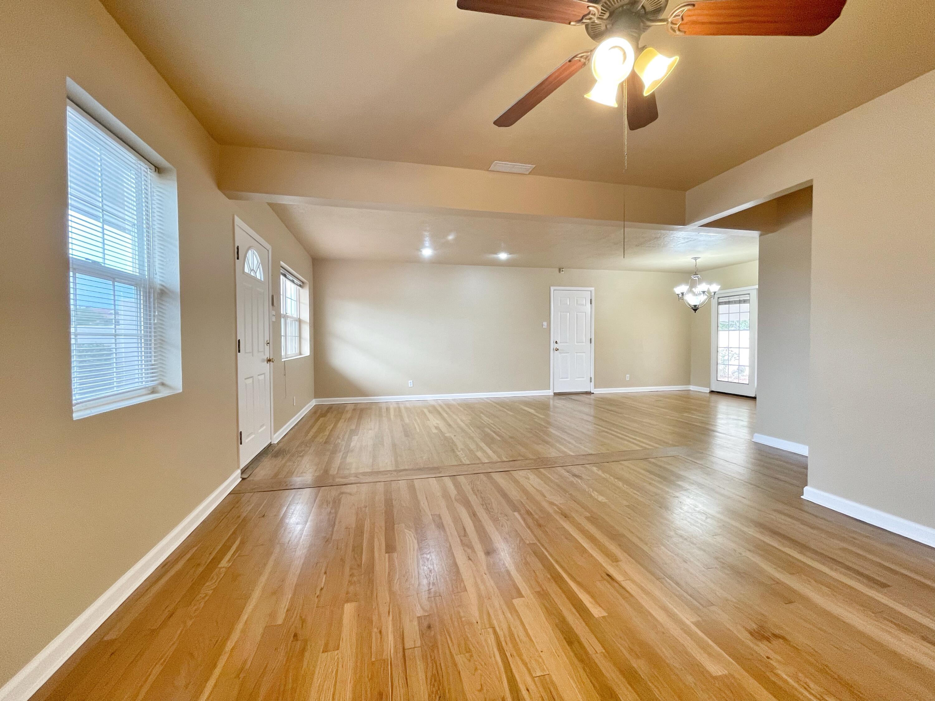 709 PALISADES Drive NW