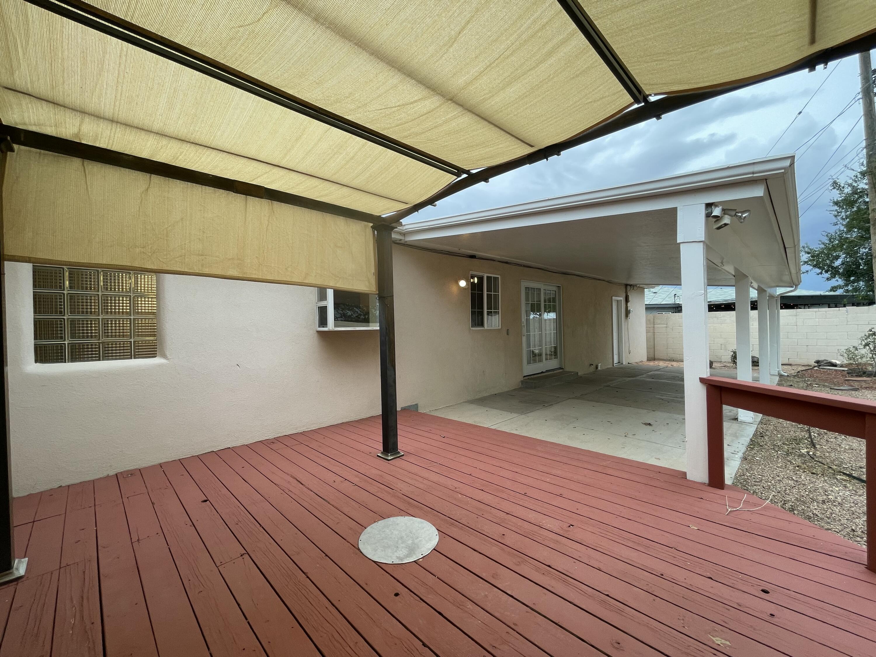 709 PALISADES Drive NW