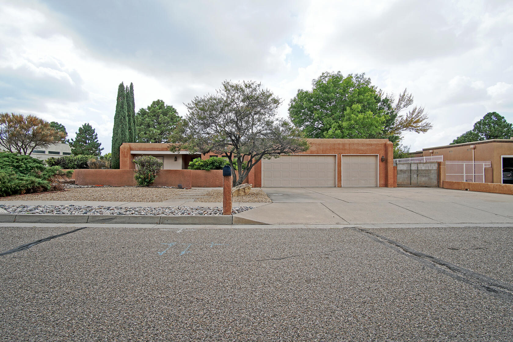 9307 GALAXIA Way NE